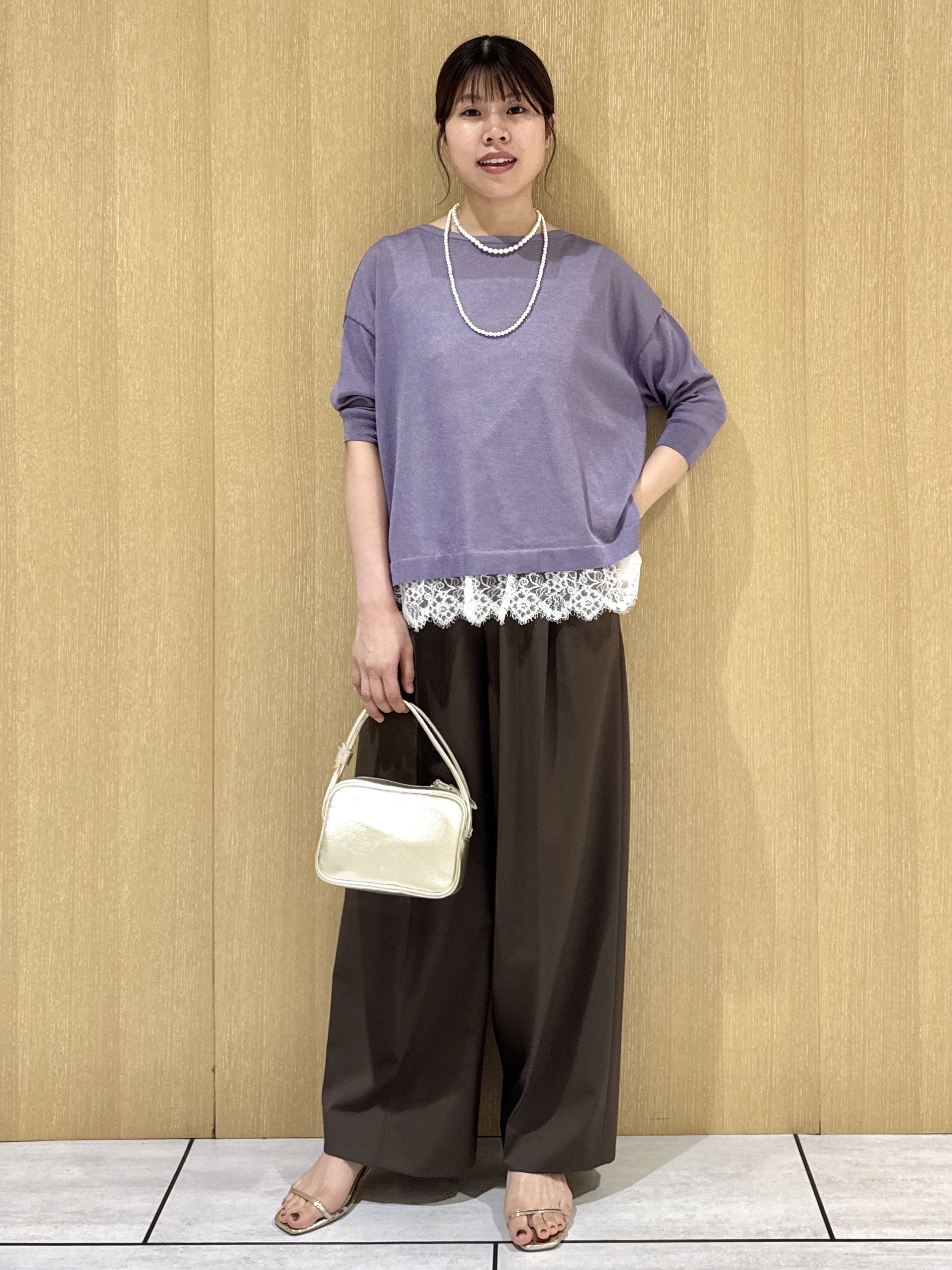 nanaさんの「UNTITLED｜レースドッキングニットプルオーバー」を使ったコーディネート