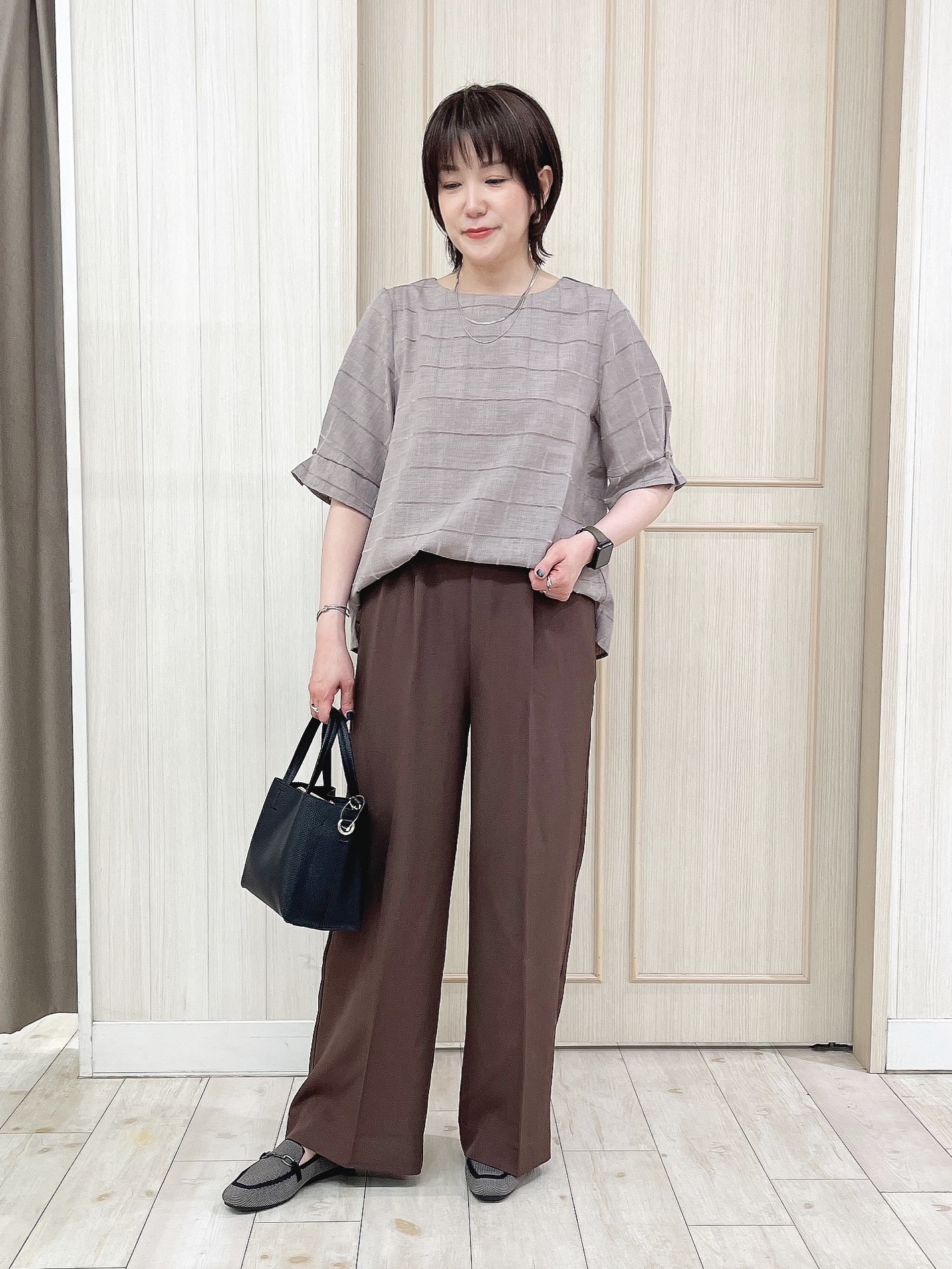 kaneさんの「SHOO･LA･RUE｜【セットアップ可/S-LL】モールチェックで上品に タックスリーブ ブラウス」を使ったコーディネート