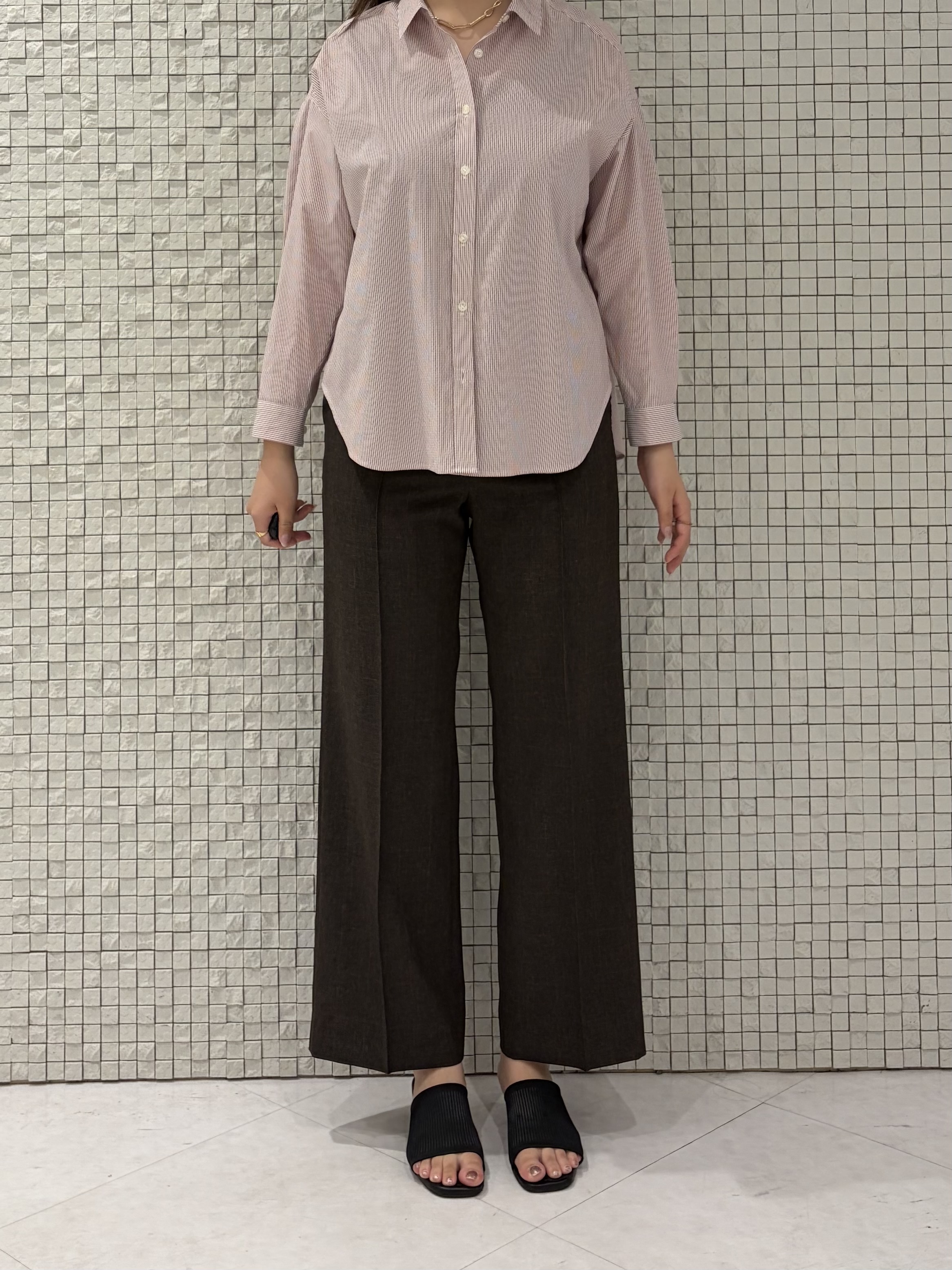 koharuさんの「INDIVI｜【UVケア／接触冷感／ベルト付】サッカー素材シャツ」を使ったコーディネート