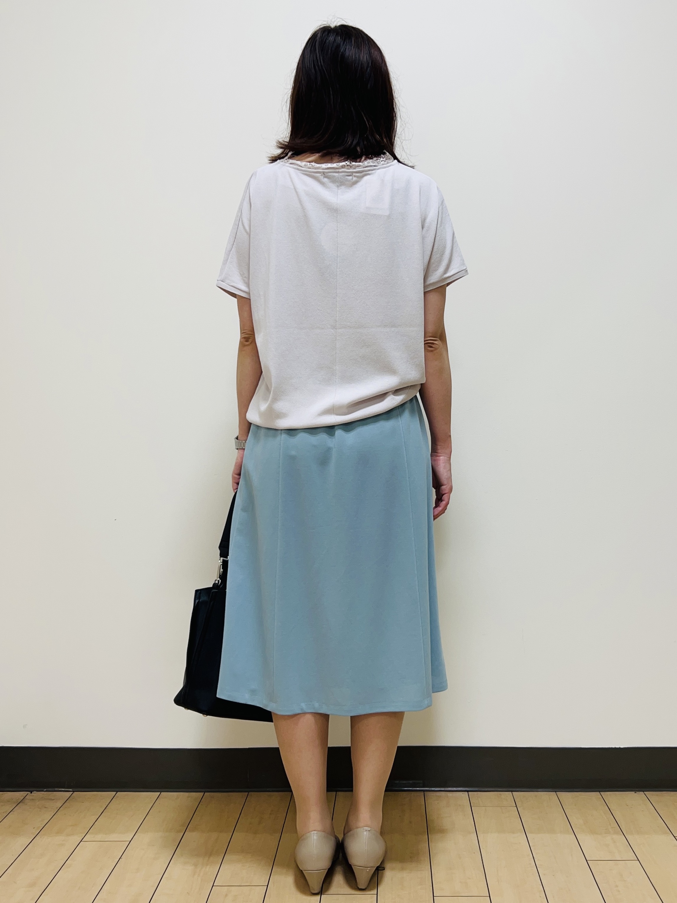 miiiさんの「Reflect｜【二の腕カバー／手洗い可】ネックレース フレンチスリーブニット」を使ったコーディネート