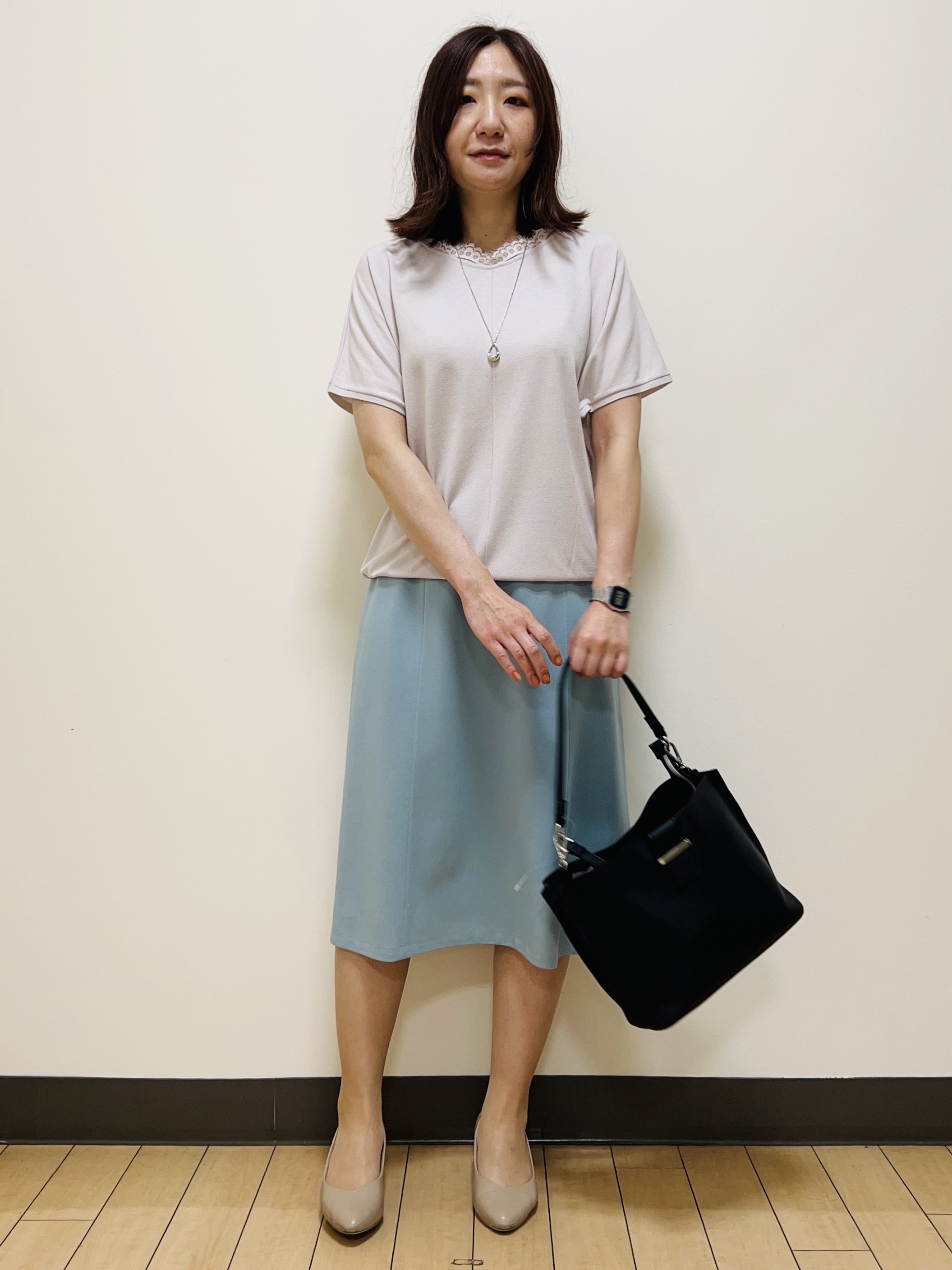 miiiさんの「Reflect｜【二の腕カバー／手洗い可】ネックレース フレンチスリーブニット」を使ったコーディネート