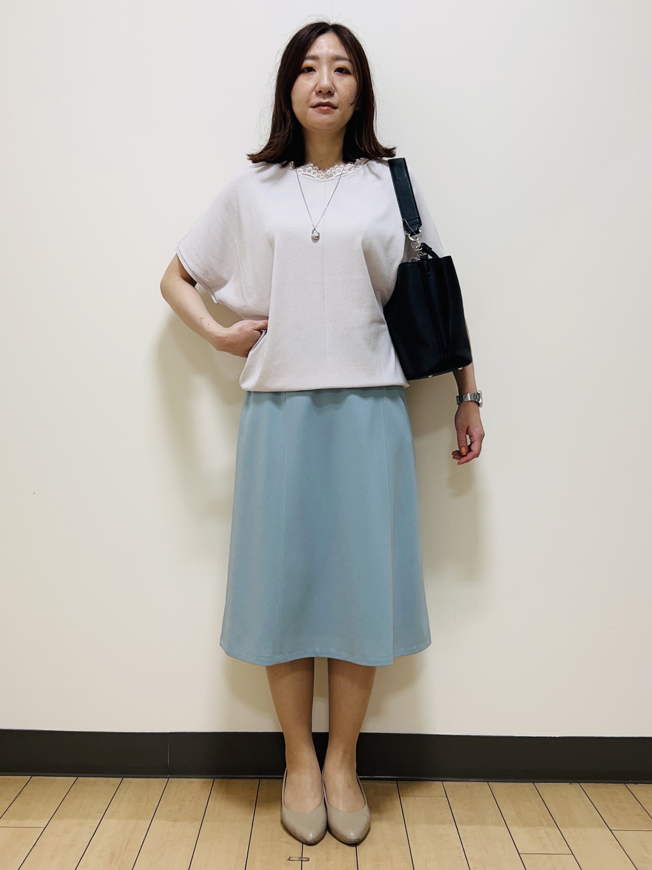 miiiさんの「Reflect｜【二の腕カバー／手洗い可】ネックレース フレンチスリーブニット」を使ったコーディネート