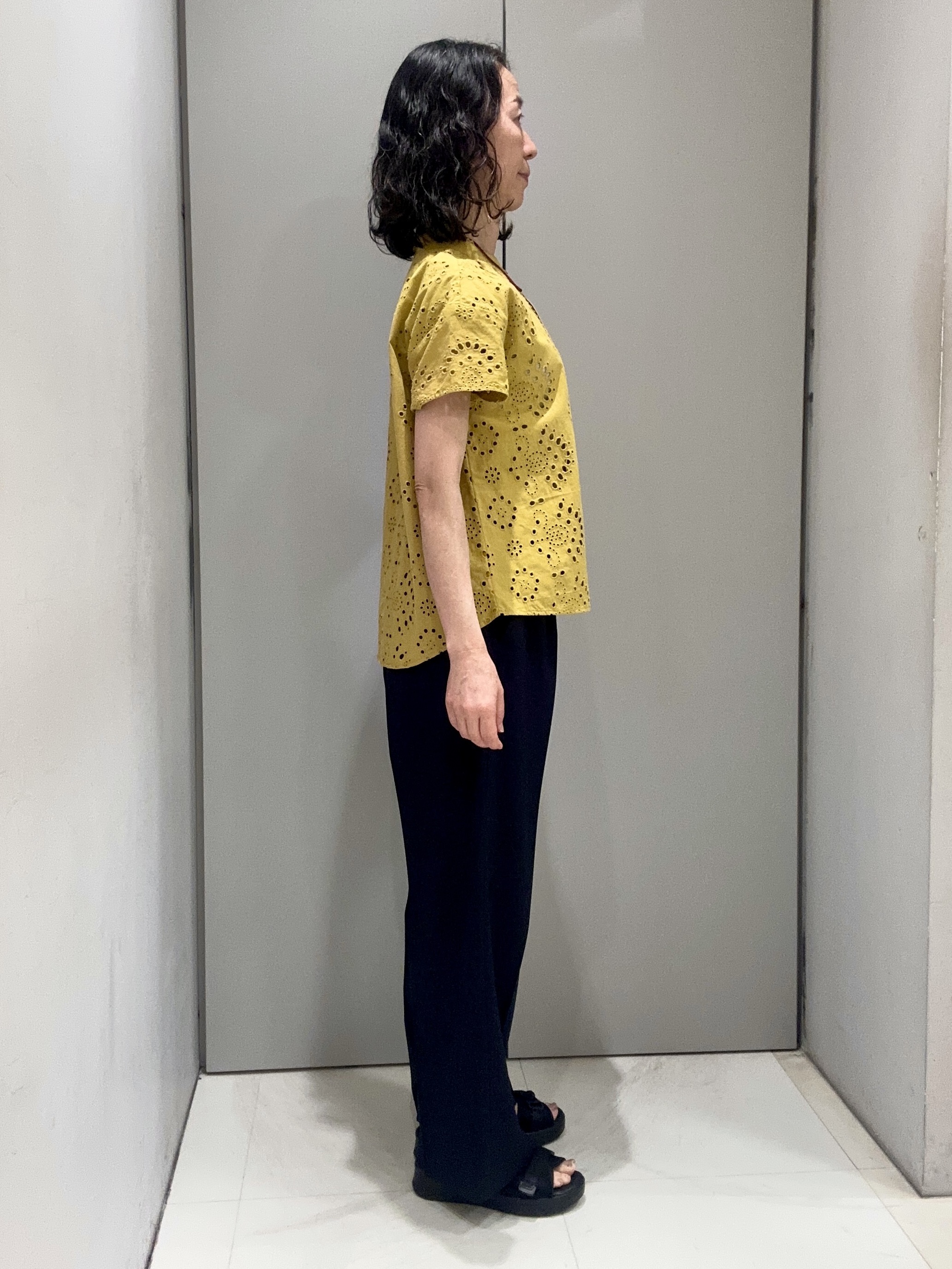 Kouさんの「Reflect｜【通勤◎】カットワーク刺繍レース シャツブラウス」を使ったコーディネート