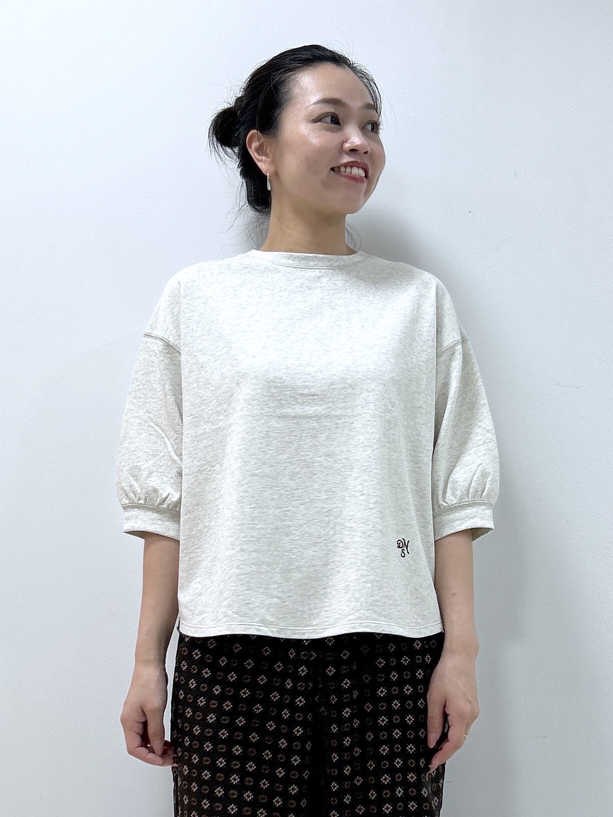 Kaiさんの「Dessin｜バックヘンリーカットソー5分袖」を使ったコーディネート