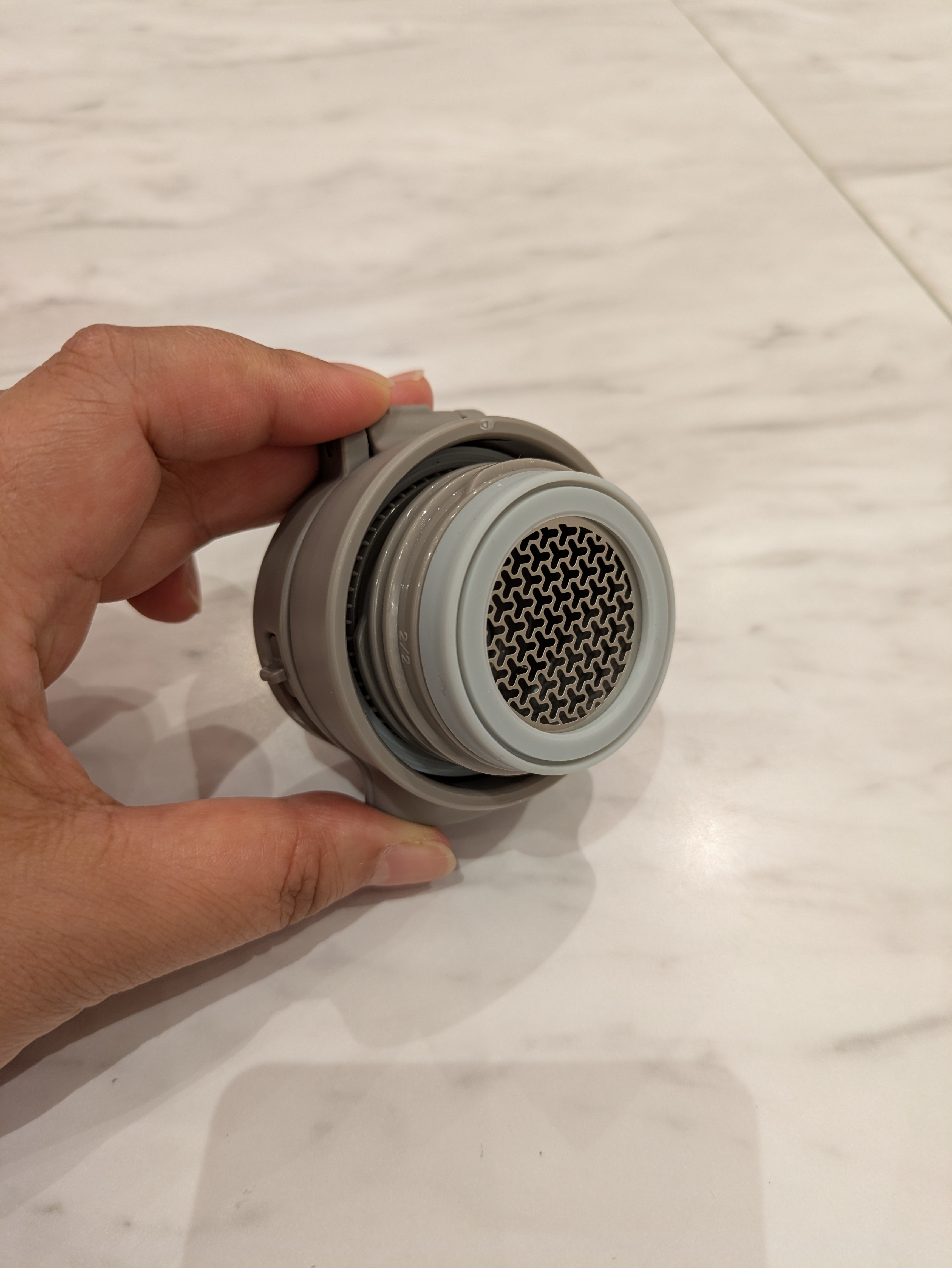 たかともさんの「212 KITCHEN STORE｜holms ホルムス ハンドル付きボトル 450 IV」を使ったコーディネート