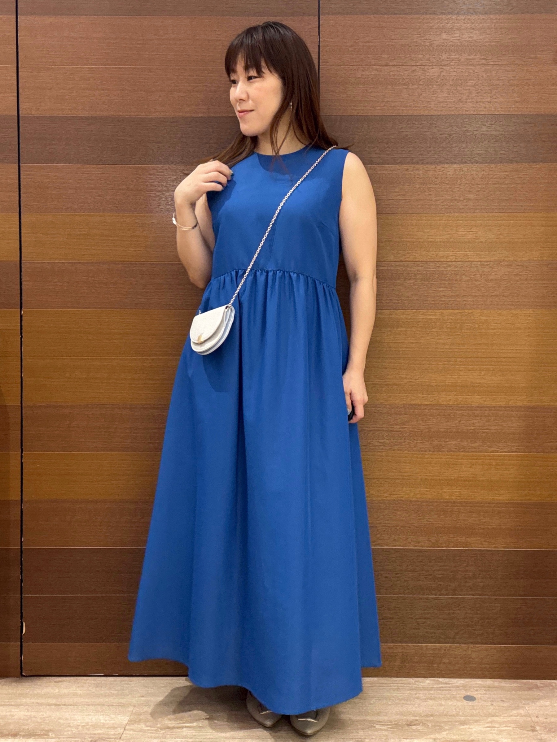 maichiさんの「OPAQUE.CLIP｜【接触冷感】麻混シアーノースリーブワンピース《洗濯機OK》」を使ったコーディネート