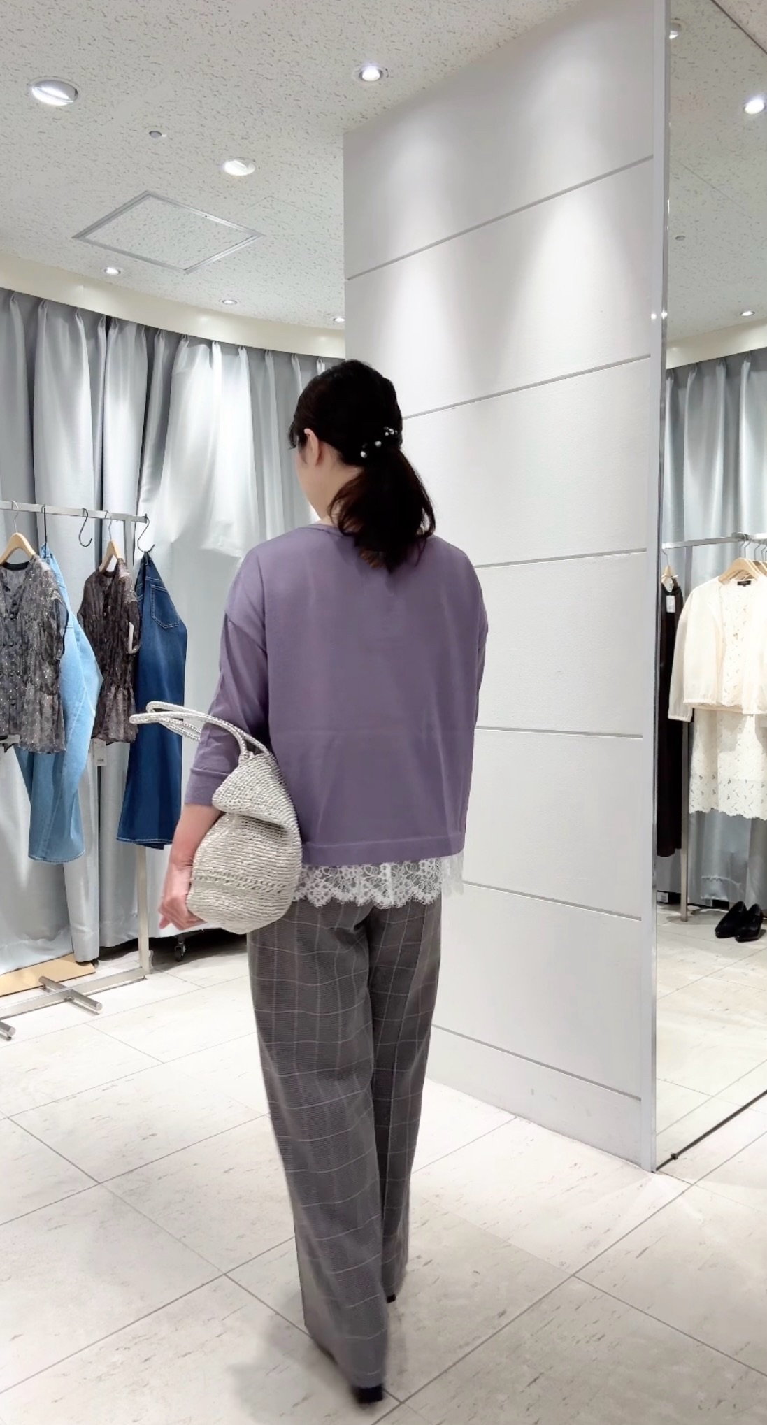 misaさんの「UNTITLED｜レースドッキングニットプルオーバー」を使ったコーディネート