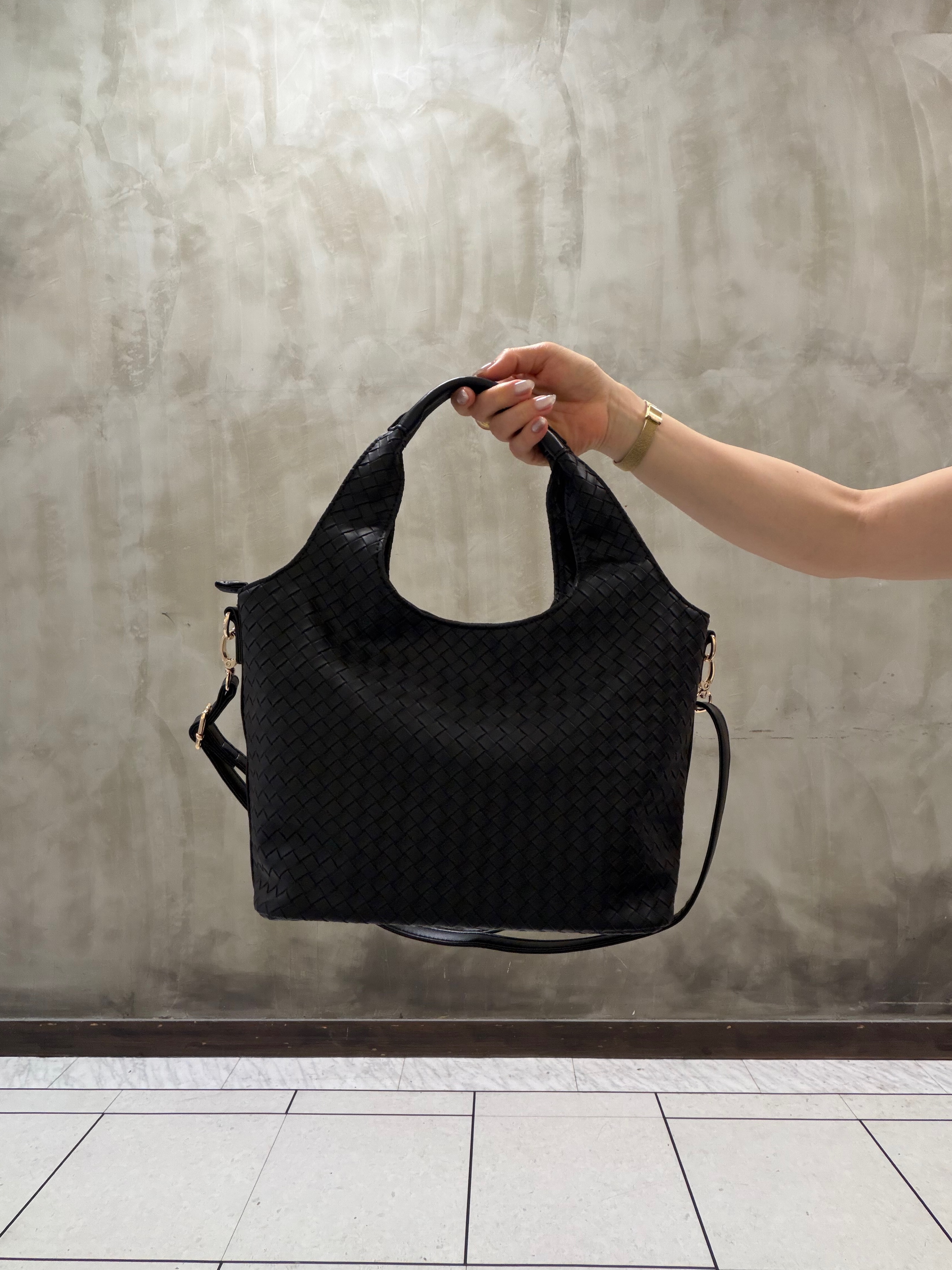 すえさんの「grove｜【低身長さんも選べる着丈・洗濯機◎】プリーツベルトワンピース」を使ったコーディネート