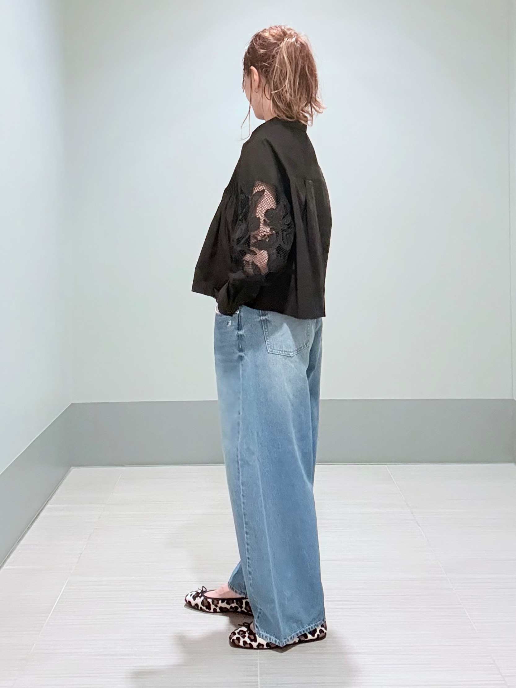 Yamaさんの「DRESSTERIOR｜【着映え】レーススリーブ ピンタック クロップドシャツ」を使ったコーディネート