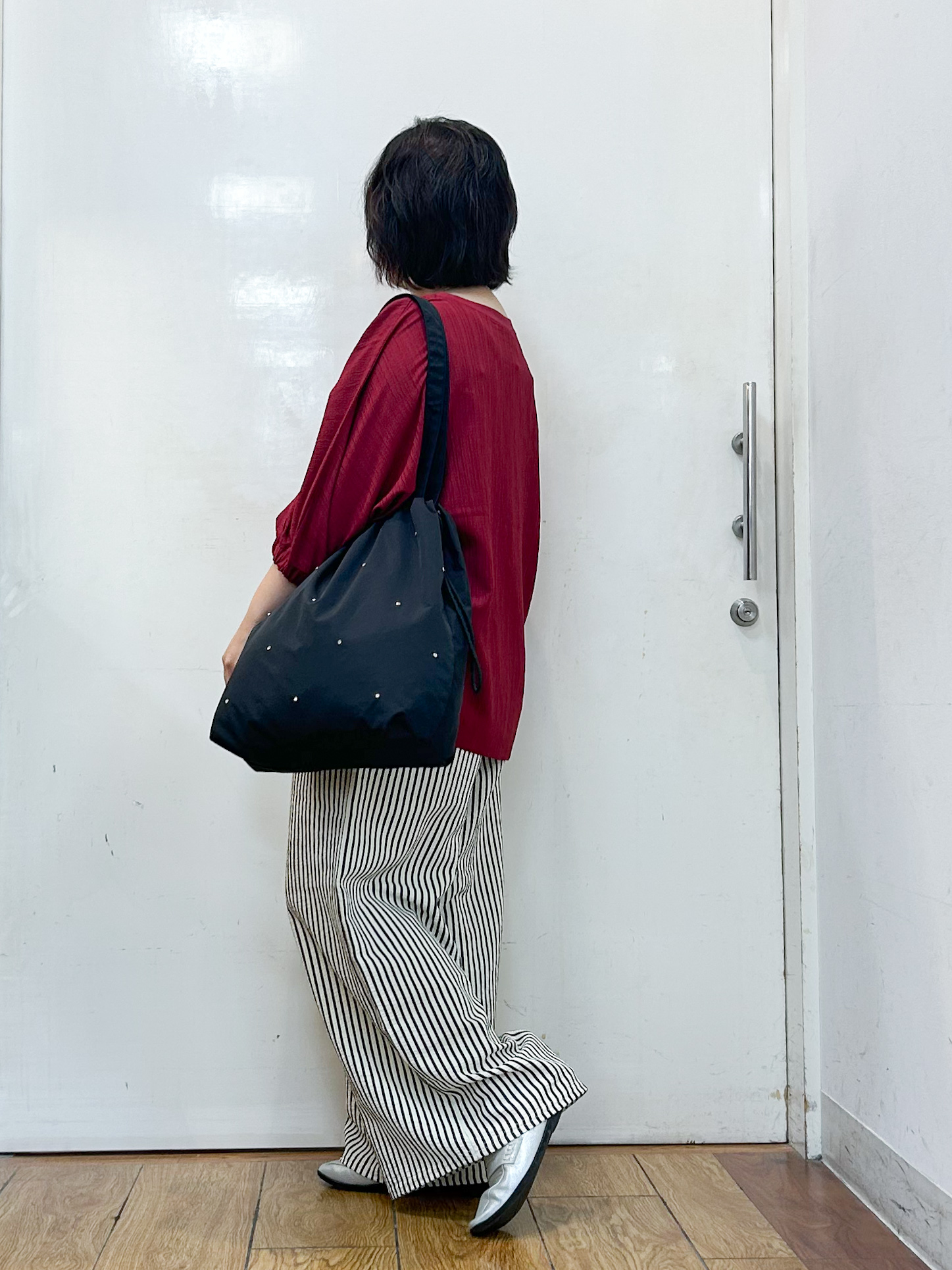 haruさんの「SHOO･LA･RUE｜【インせず着られる/洗濯後しわになりにくい】しぼしぼドルマンブラウス」を使ったコーディネート