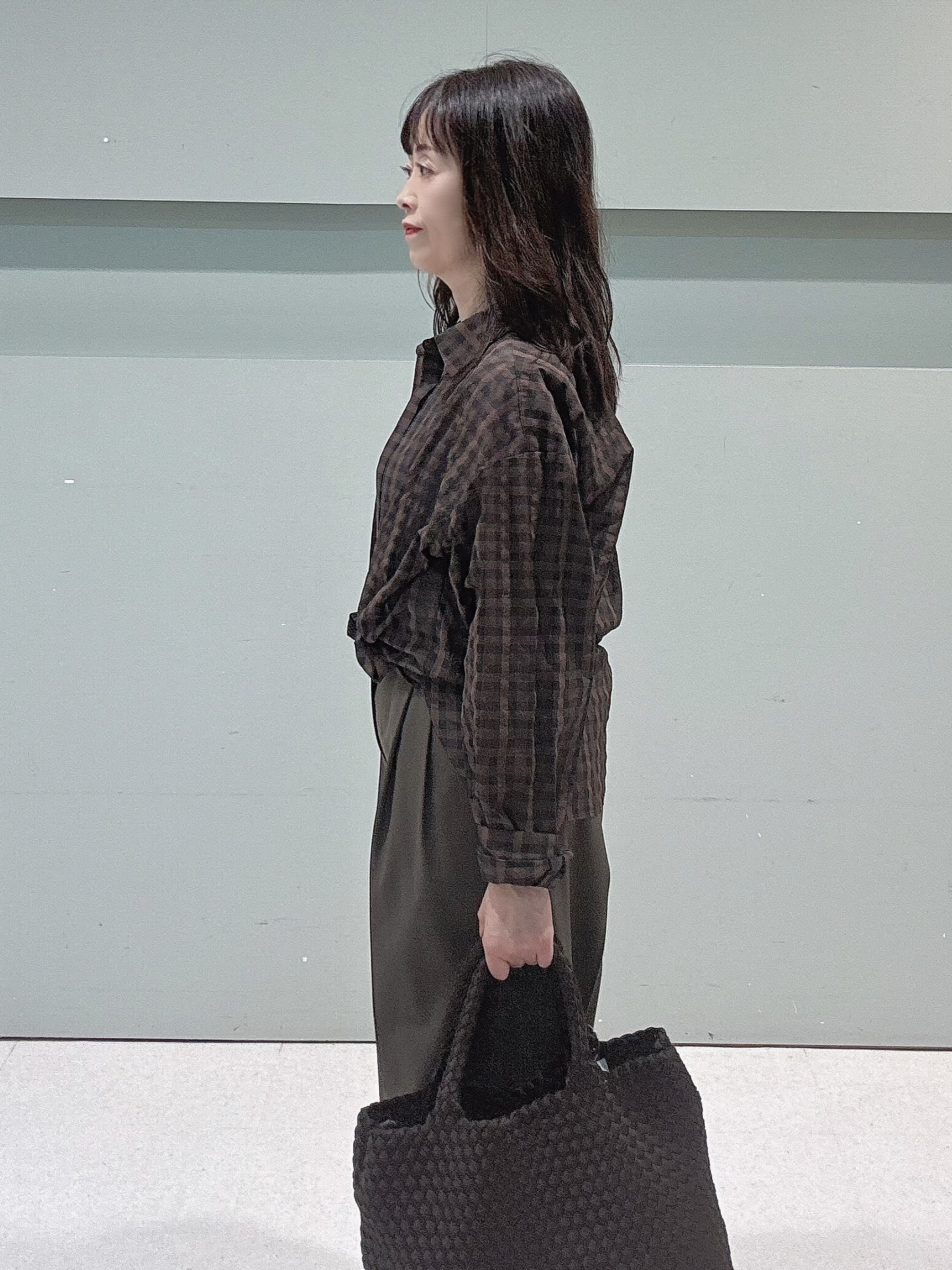 makiさんの「UNTITLED｜シアーチェックシャツブラウス」を使ったコーディネート