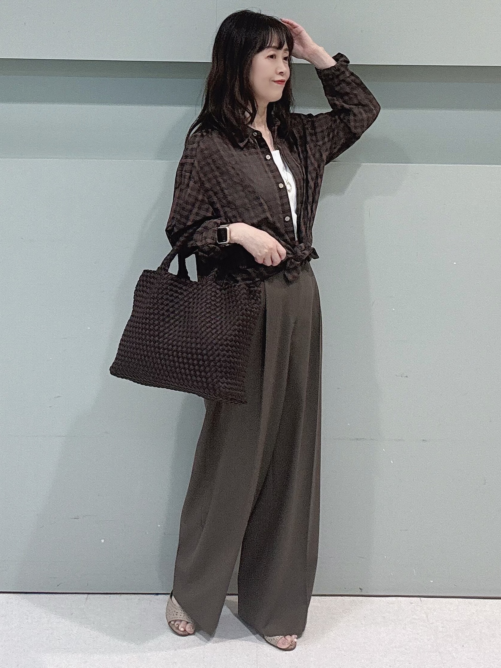 makiさんの「UNTITLED｜シアーチェックシャツブラウス」を使ったコーディネート