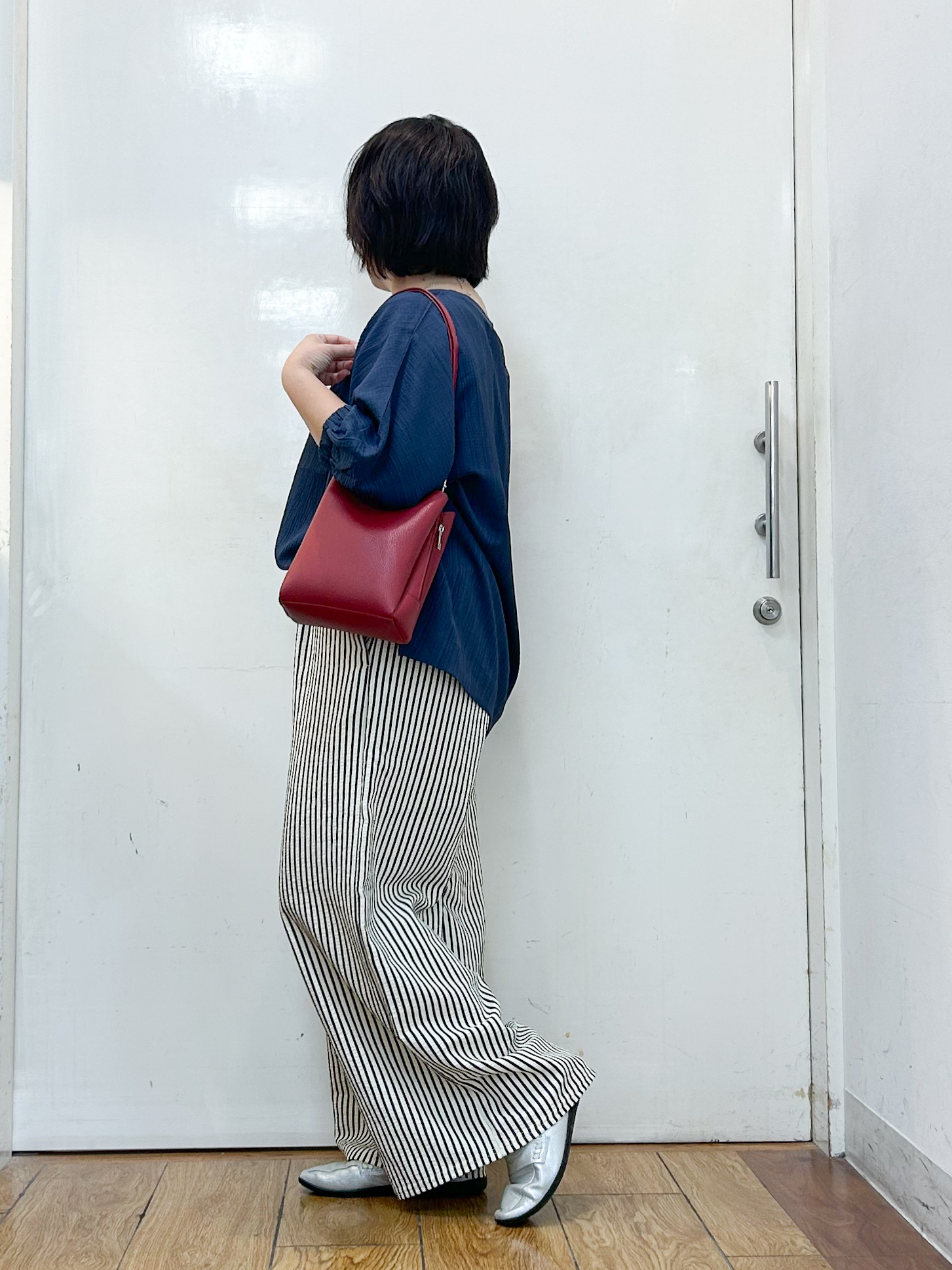 haruさんの「SHOO･LA･RUE｜【インせず着られる/洗濯後しわになりにくい】しぼしぼドルマンブラウス」を使ったコーディネート