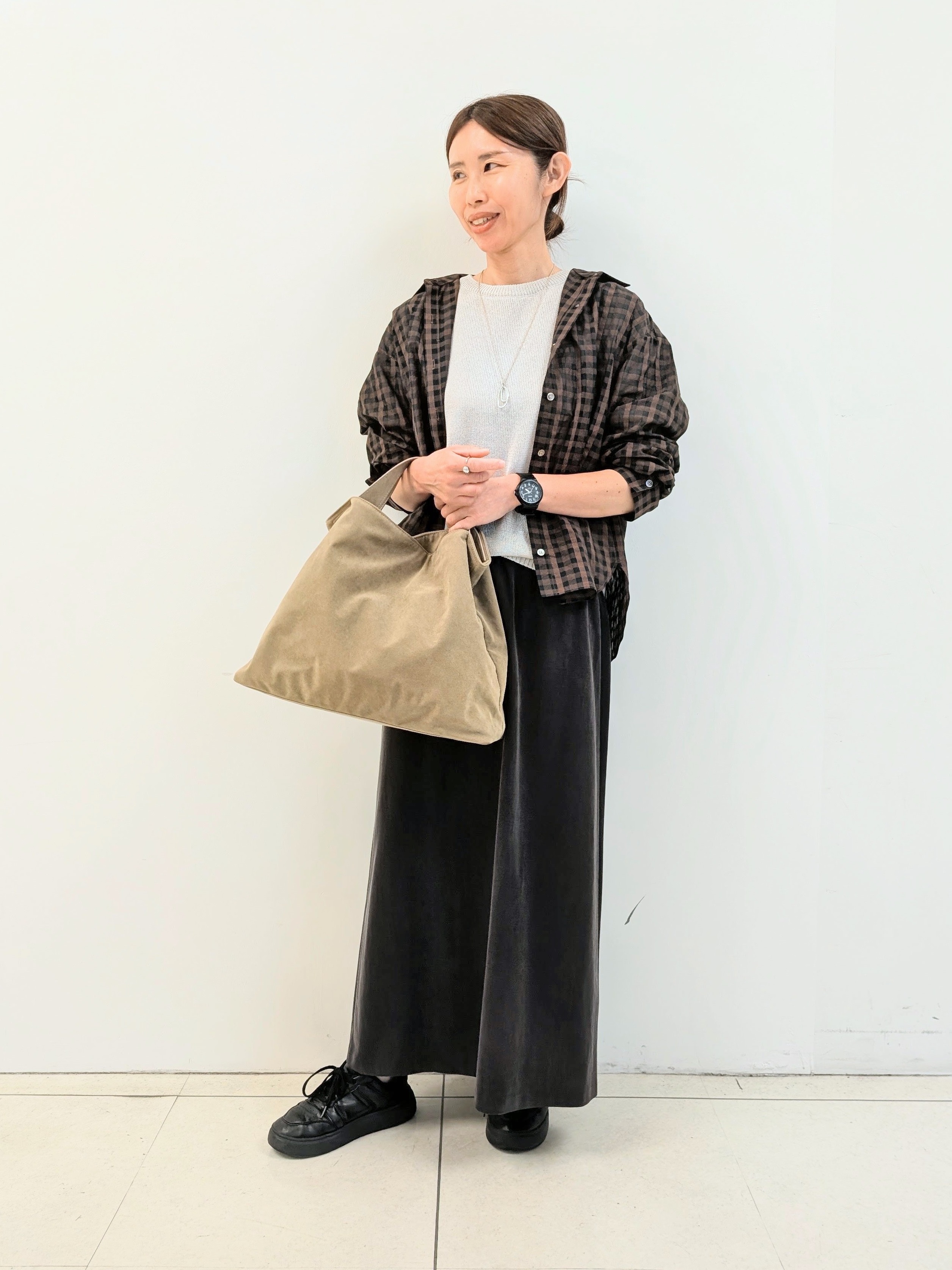 erikkoさんの「UNTITLED｜【洗える/ゆったり】クルーネックドライニット」を使ったコーディネート