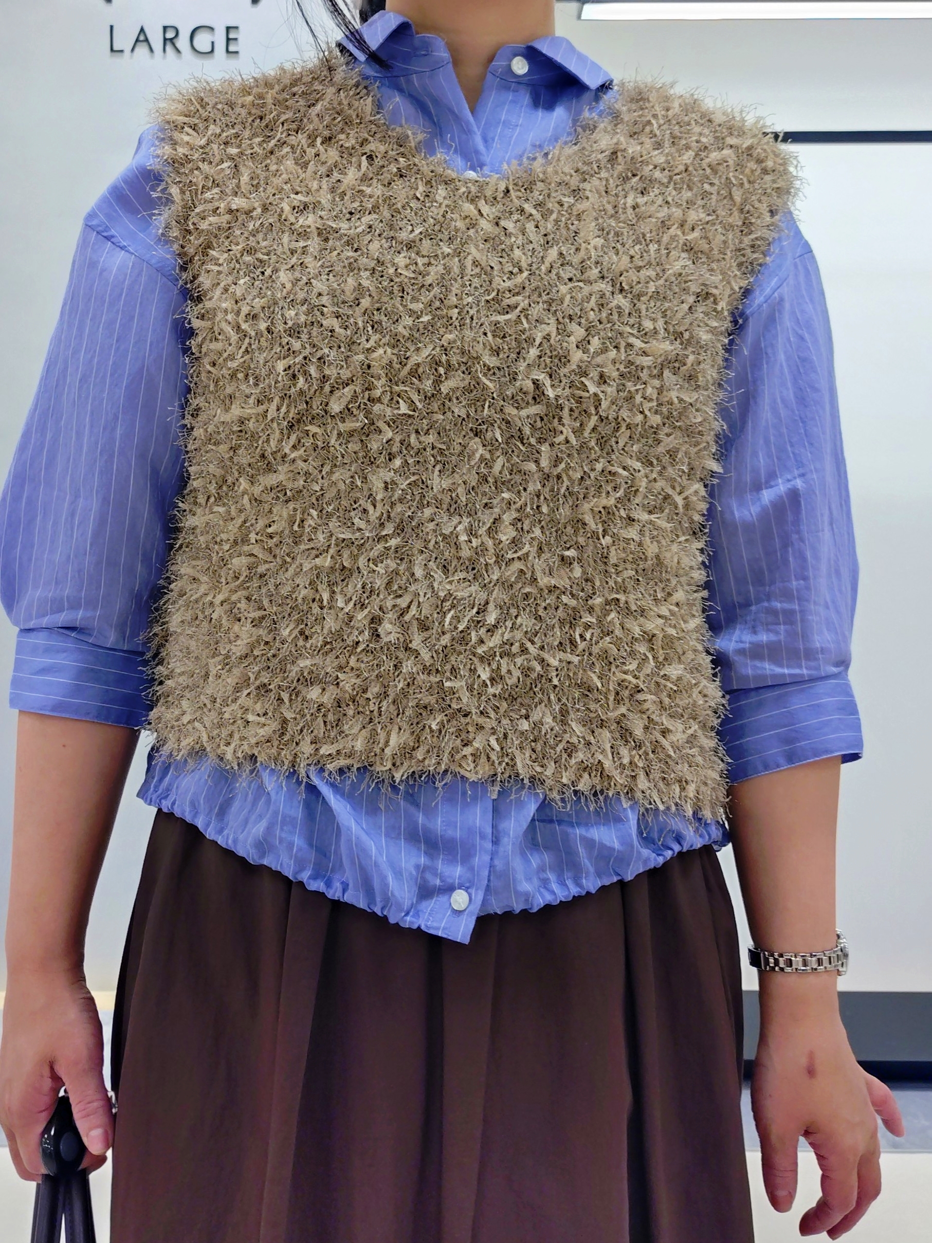 TOMOMIさんの「INDIVI｜【撥水／裏地なし軽量】ギャザーボリュームスカート」を使ったコーディネート