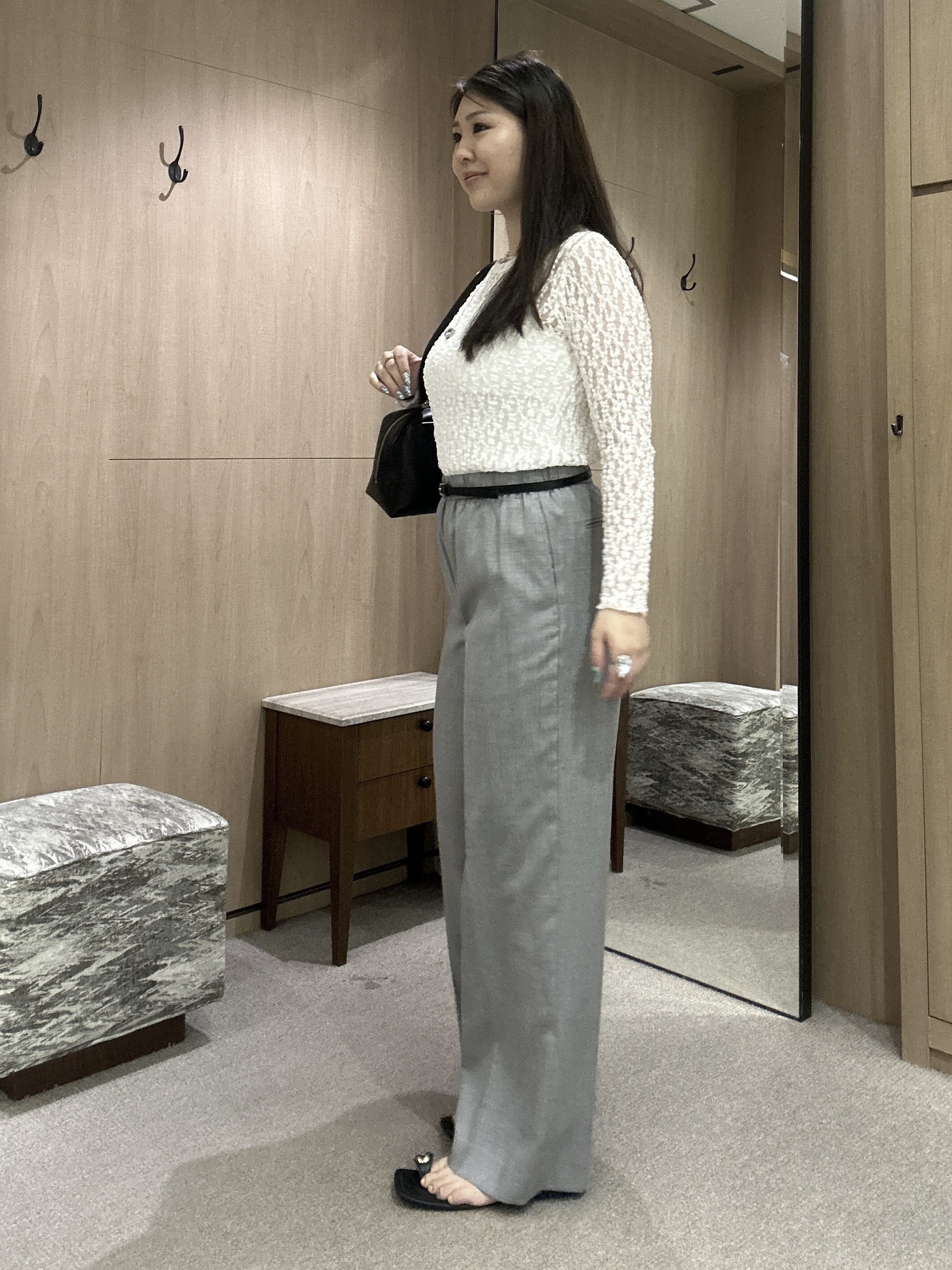 YURIさんの「UNTITLED｜【古畑星夏さん着用/日本製／本革】スクエアバックルナローベルト」を使ったコーディネート