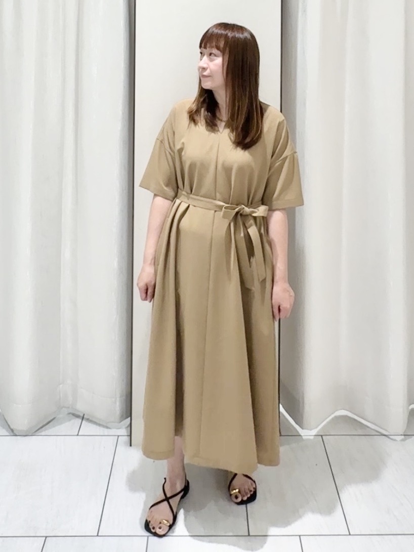 ʏᴜᴋɪᴋᴏさんの「UNTITLED｜【UVカット/接触冷感/通気性】エアリークールワンピース」を使ったコーディネート