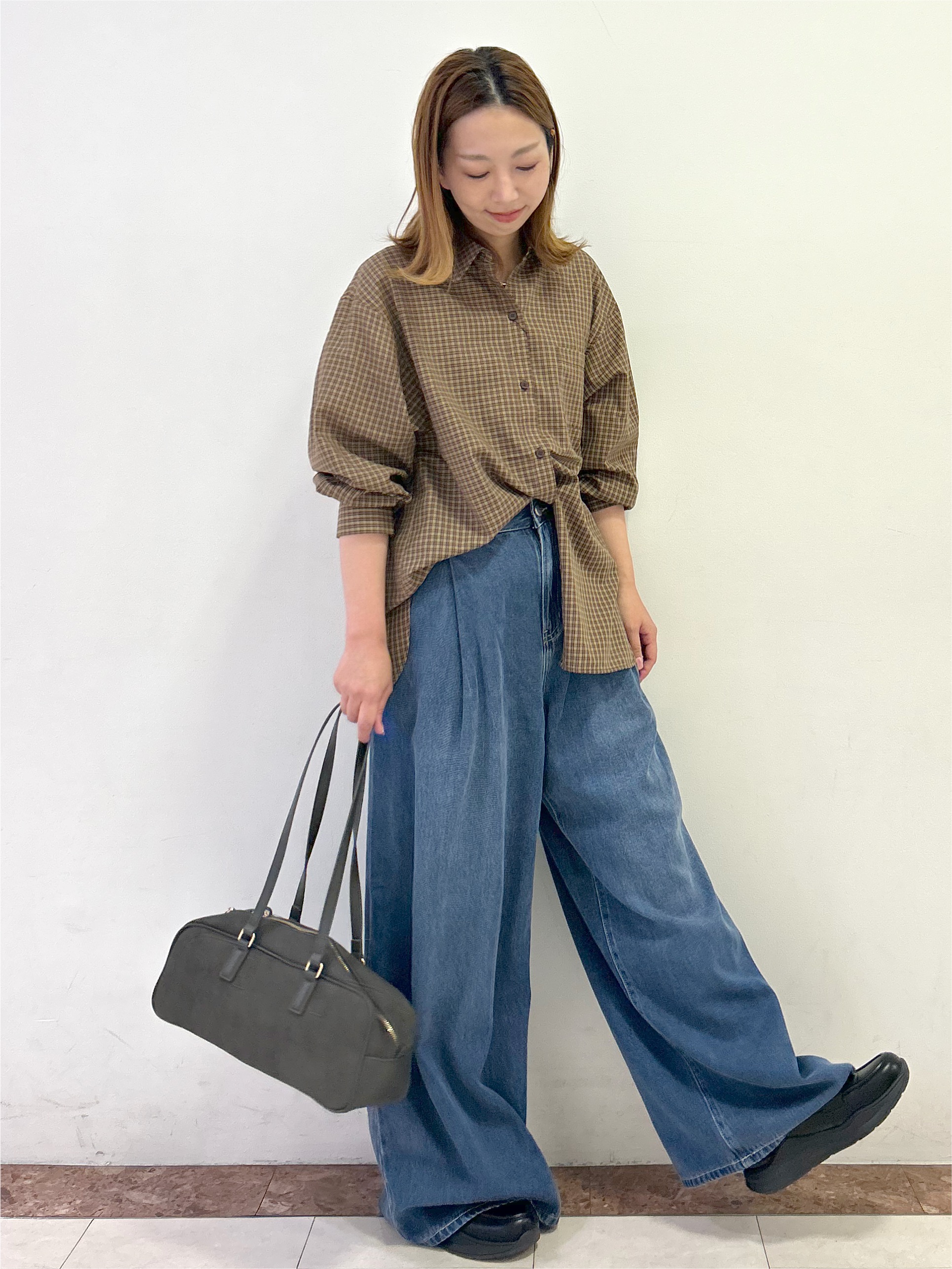 madokaさんの「OPAQUE.CLIP｜チェック柄シャツ【洗濯機OK】」を使ったコーディネート