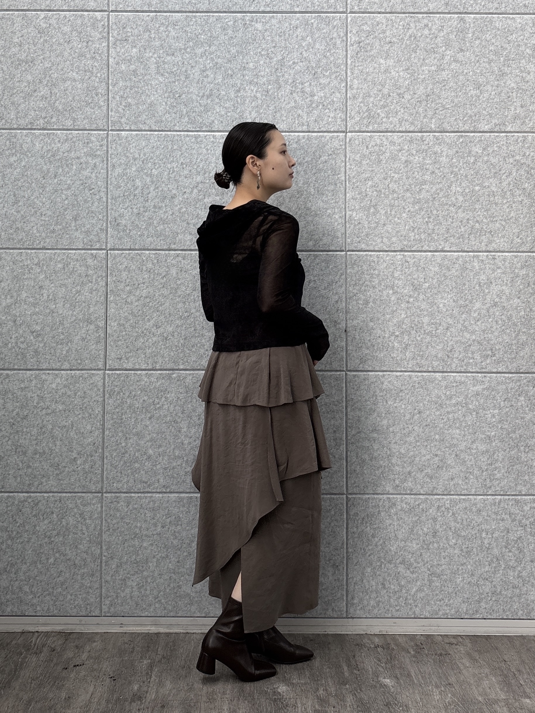 ayanoさんの「INDIVI｜ベロアライクジップフーディ」を使ったコーディネート