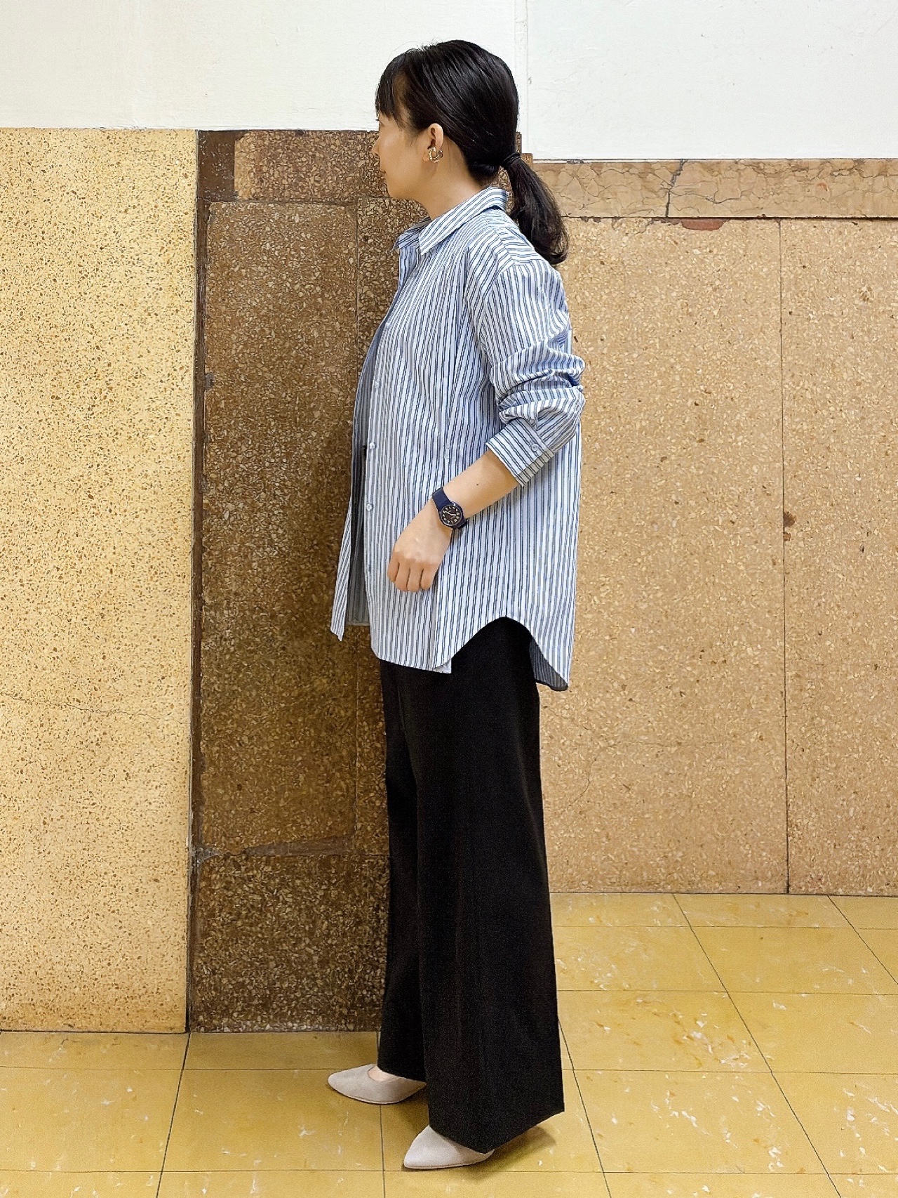 hattoriさんの「INDIVI｜【UV／接触冷感／高ストレッチ】フロントタックシャツ」を使ったコーディネート