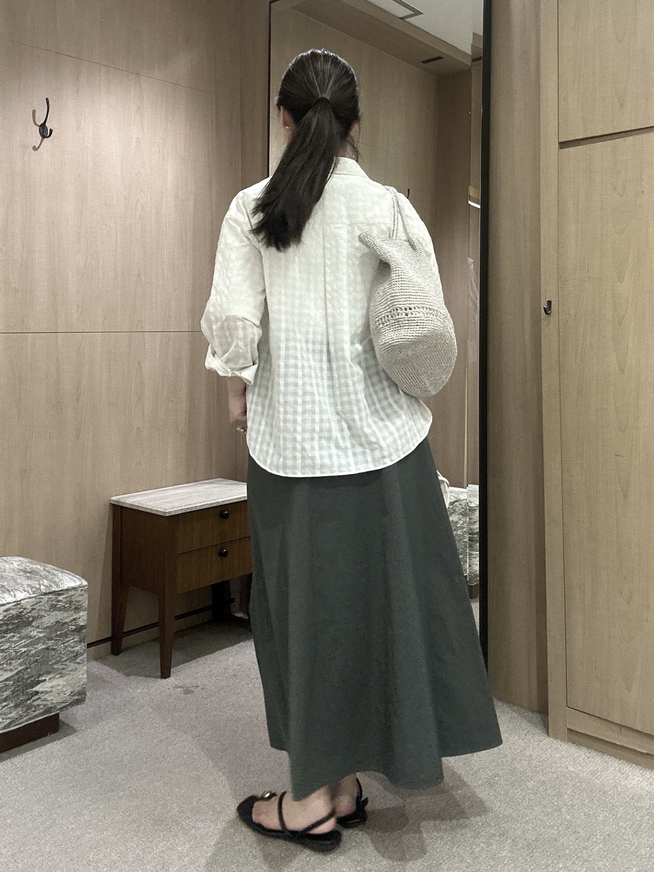 YURIさんの「UNTITLED｜◆【遮熱/UV】リネンブレンドつば広HAT」を使ったコーディネート