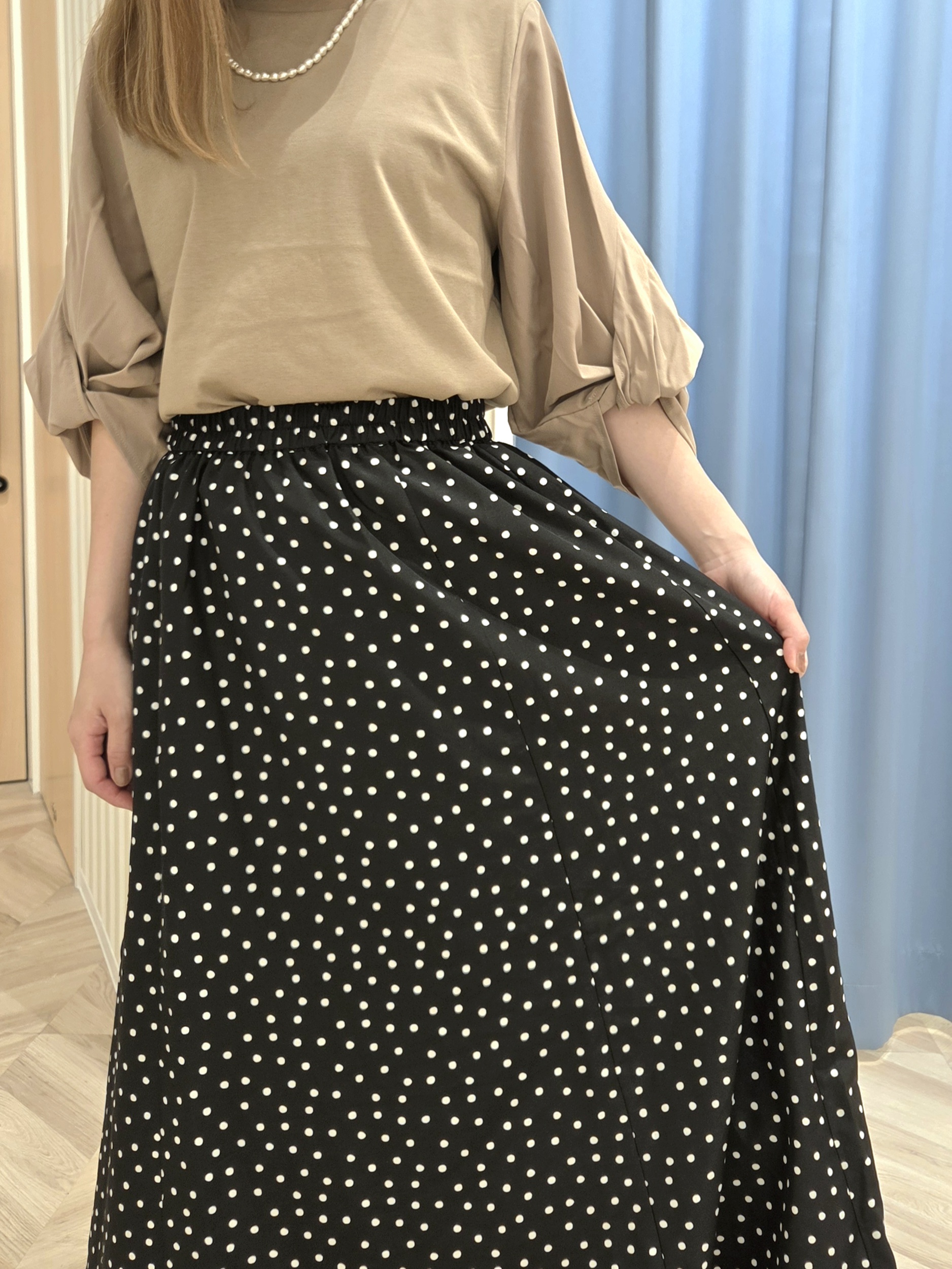 Ikumiさんの「SHOO･LA･RUE｜Tシャツ以上ブラウス未満 ツイストスリーブの上品トップス」を使ったコーディネート