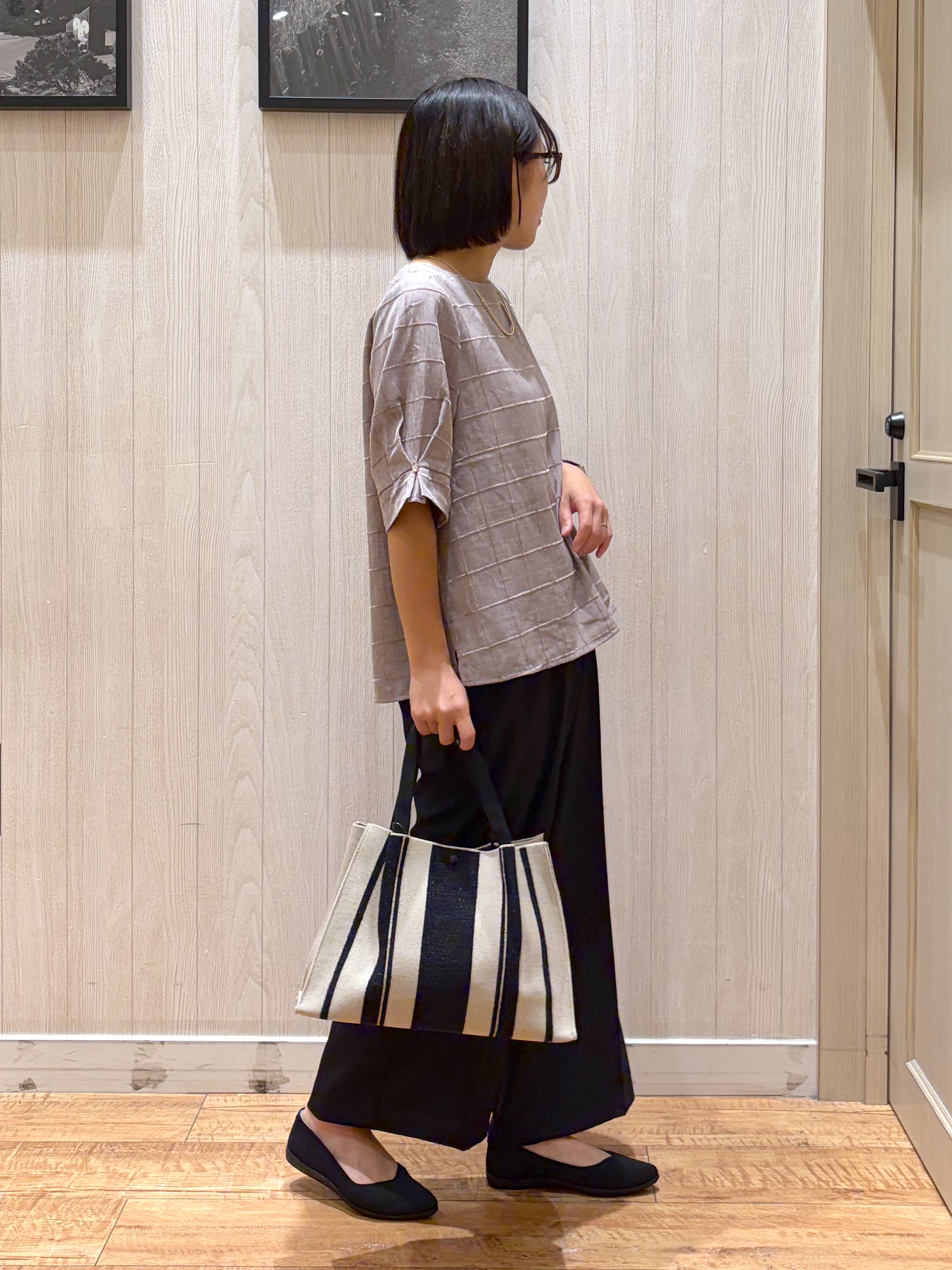 shirayuuuさんの「SHOO･LA･RUE｜【セットアップ可/S-LL】モールチェックで上品に タックスリーブ ブラウス」を使ったコーディネート