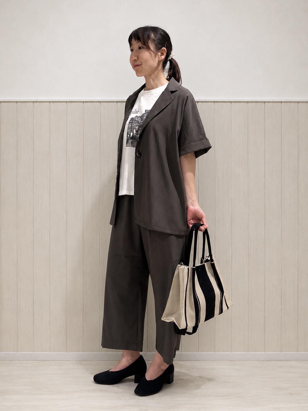 まつみさんの「SHOO･LA･RUE｜【高レビュー/洗濯機可/セットアップ可】軽凛(かろりん) ひんやり半袖ジャケット」を使ったコーディネート