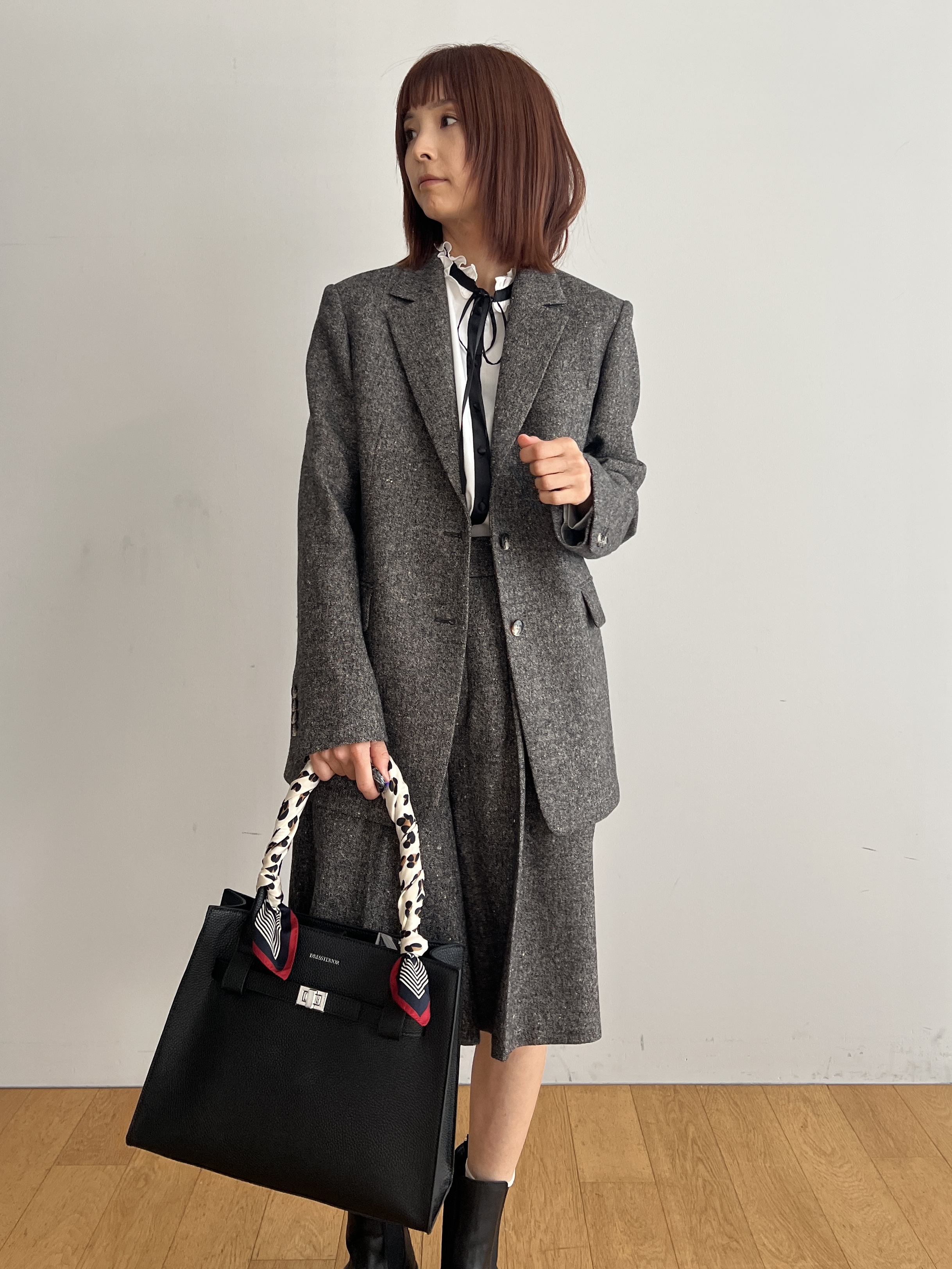 misaさんの「DRESSTERIOR｜レオパードシルクスカーフ」を使ったコーディネート