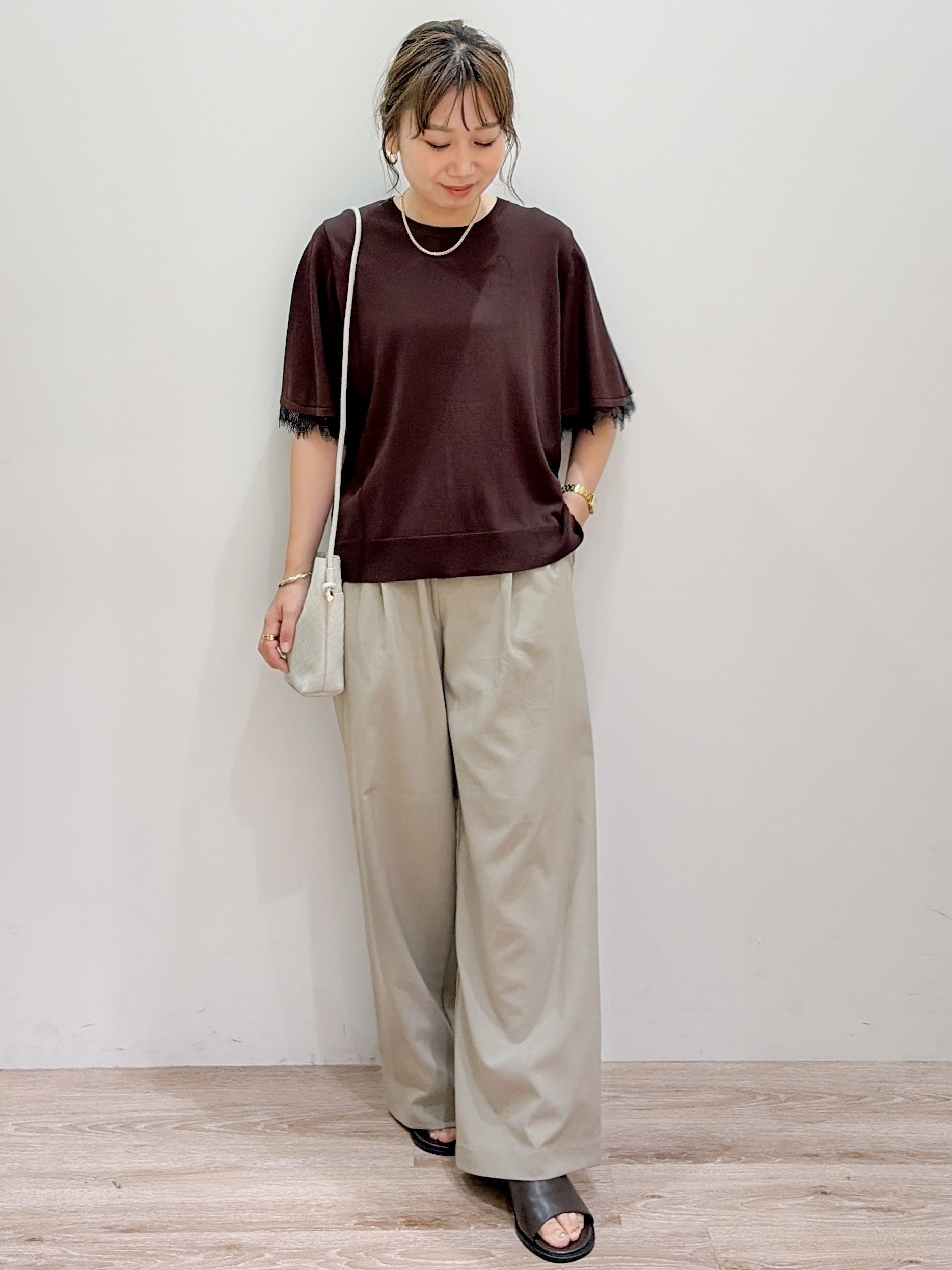 risayanさんの「OPAQUE.CLIP｜【遮熱性】袖口レース フレアスリーブニット《洗濯機OK／抗ピル》」を使ったコーディネート