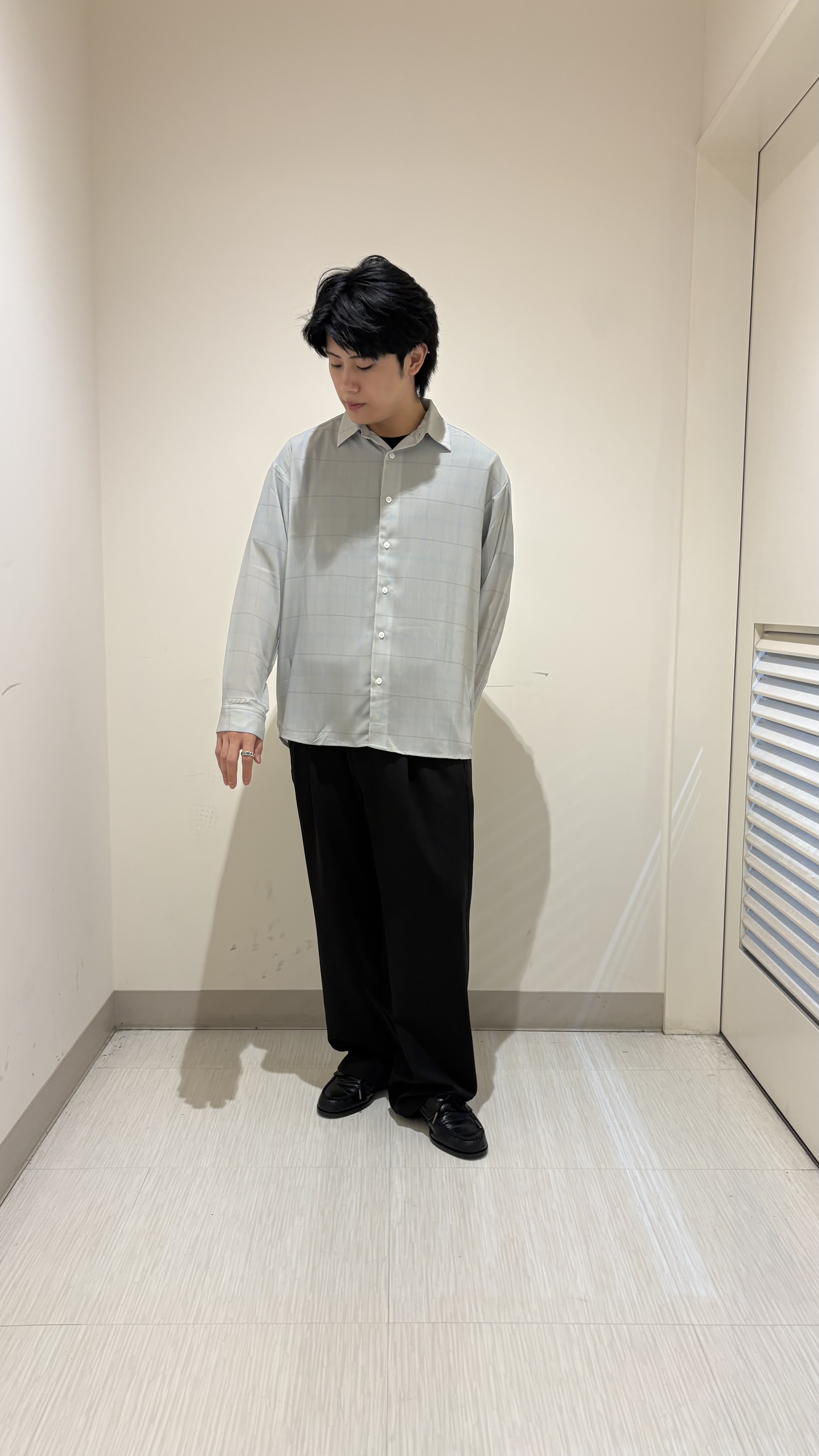 辻一樹さんの「tk.TAKEO KIKUCHI｜【接触冷感】シアーチェックシャツ」を使ったコーディネート