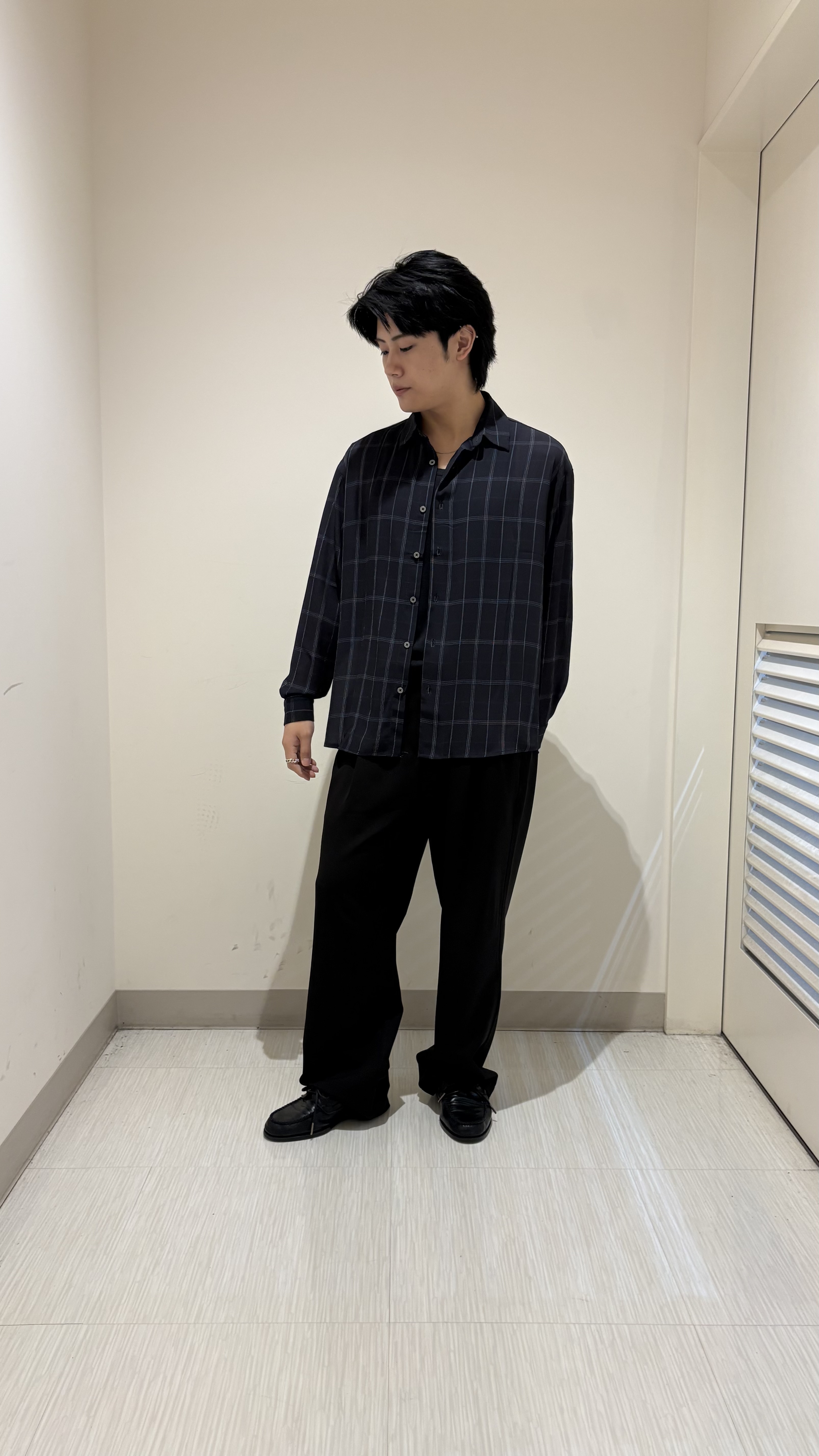 辻一樹さんの「tk.TAKEO KIKUCHI｜【接触冷感】シアーチェックシャツ」を使ったコーディネート