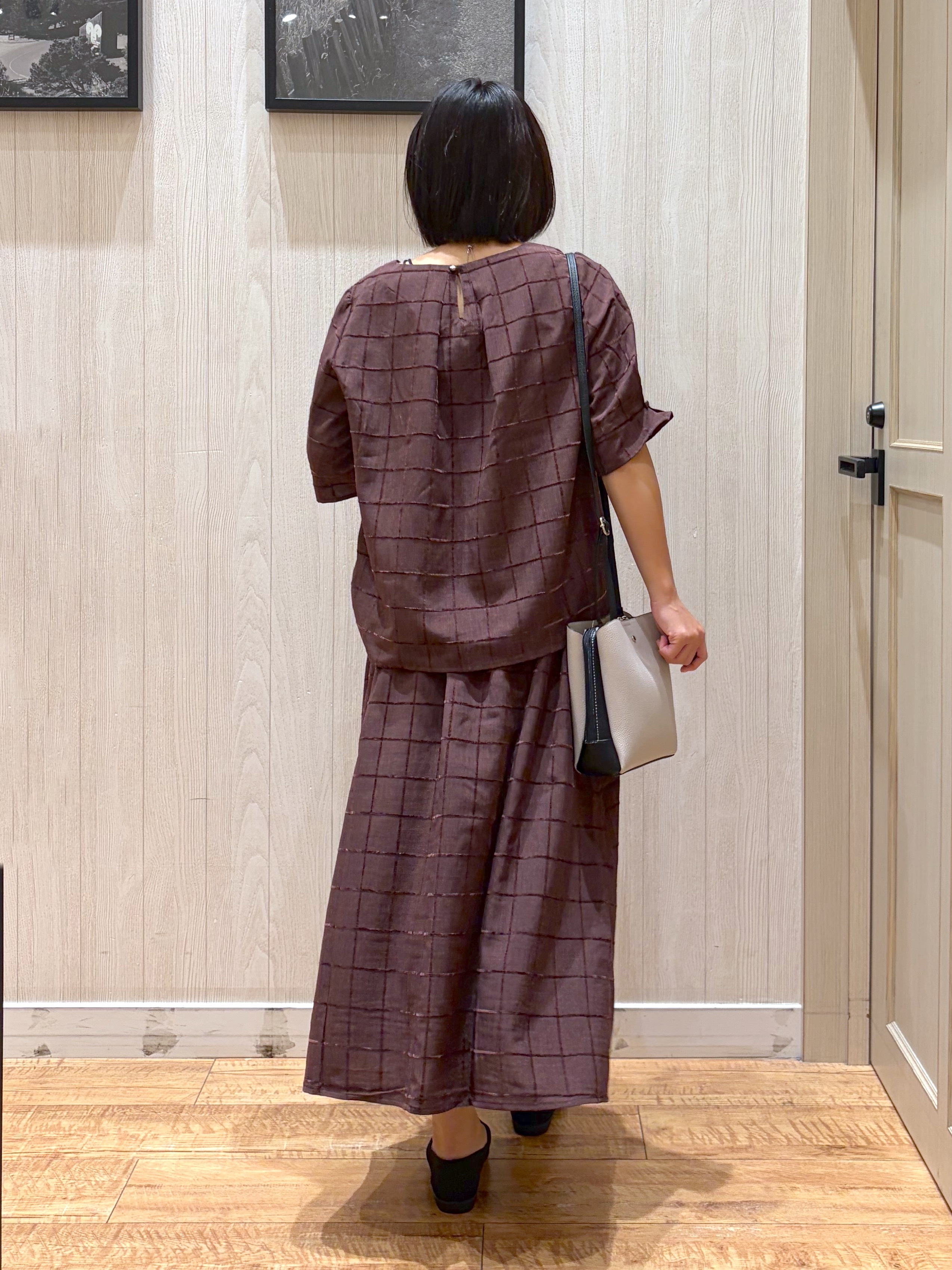 shirayuuuさんの「SHOO･LA･RUE｜【セットアップ可/S-LL】モールチェックで上品に タックスリーブ ブラウス」を使ったコーディネート