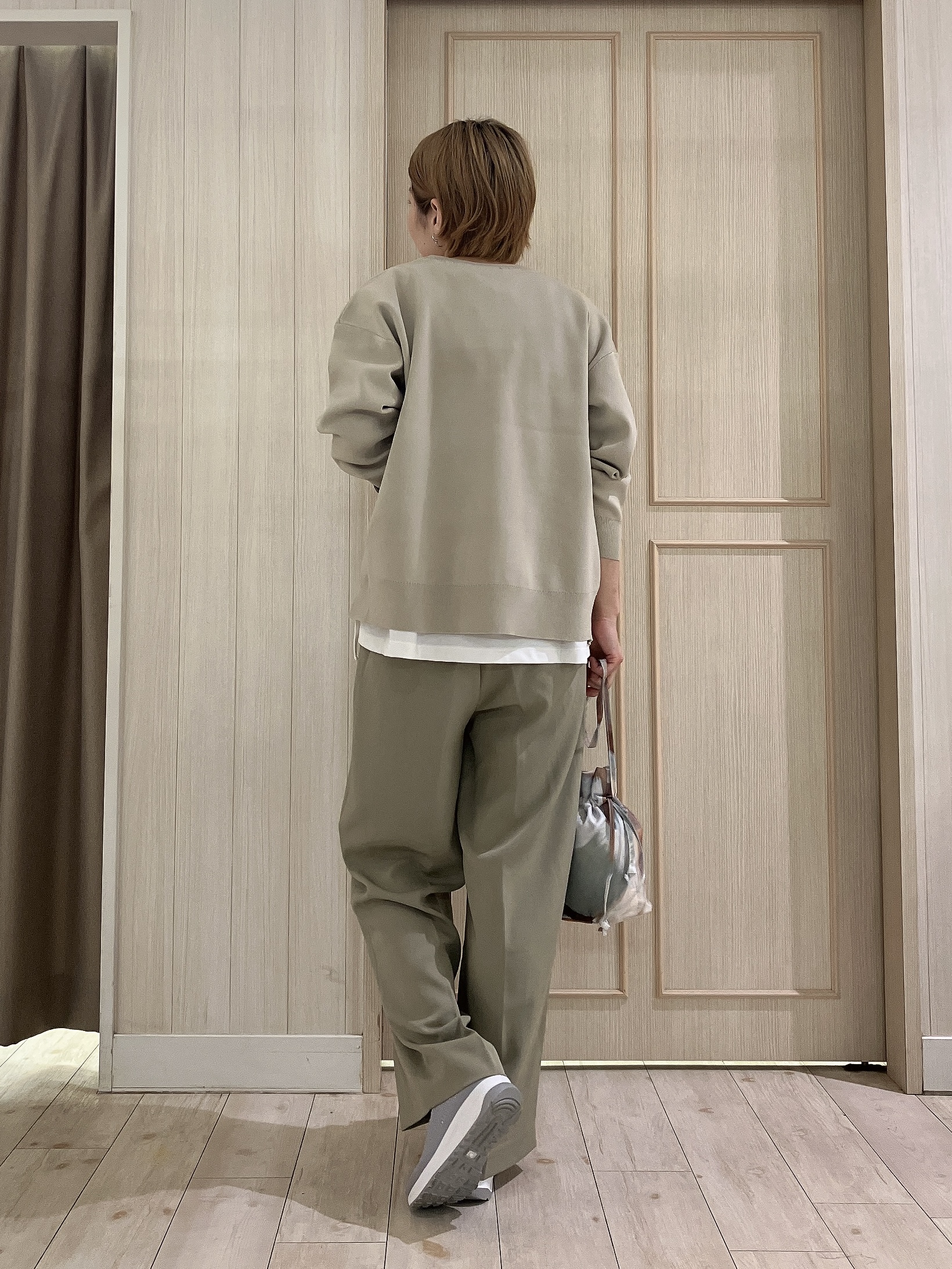 Turnerさんの「SHOO･LA･RUE｜【セットアップ可/洗濯機可】軽やかに羽織れる スポンディシュニットカーディガン」を使ったコーディネート