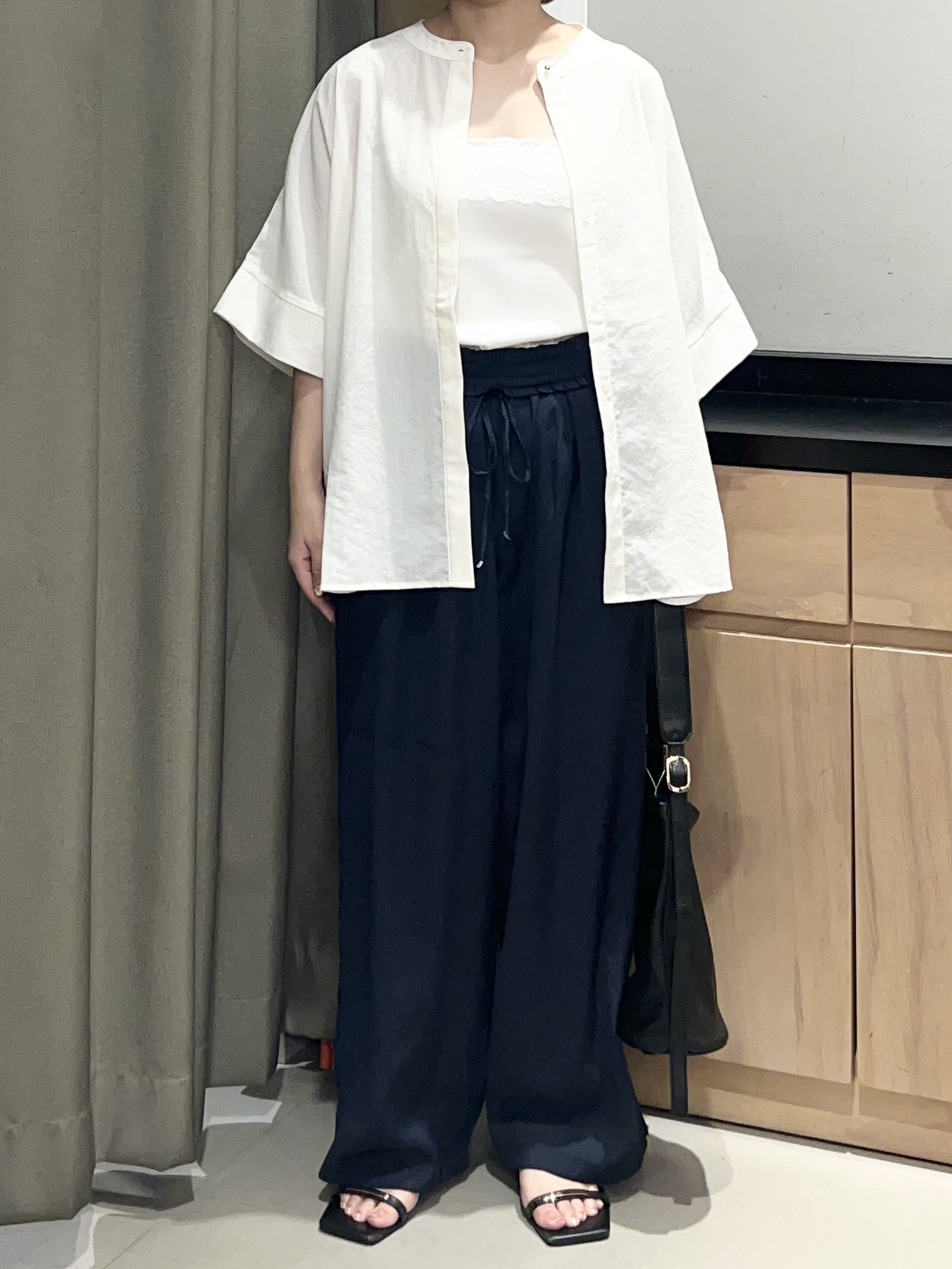 かのさんの「THE SHOP TK｜【高レビュー/体型カバー】さらっと快適 ドルマン5分袖ブラウス」を使ったコーディネート