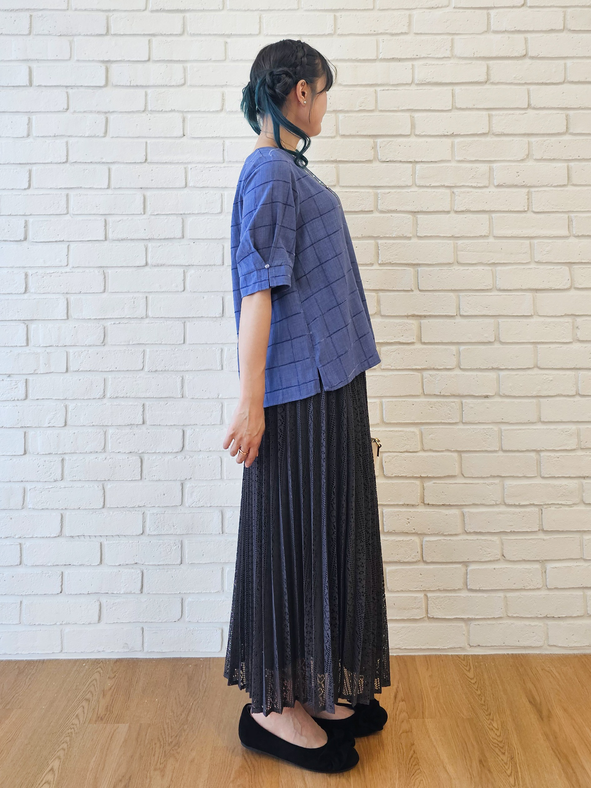 ゆゆさんの「SHOO･LA･RUE｜【セットアップ可/S-LL】モールチェックで上品に タックスリーブ ブラウス」を使ったコーディネート