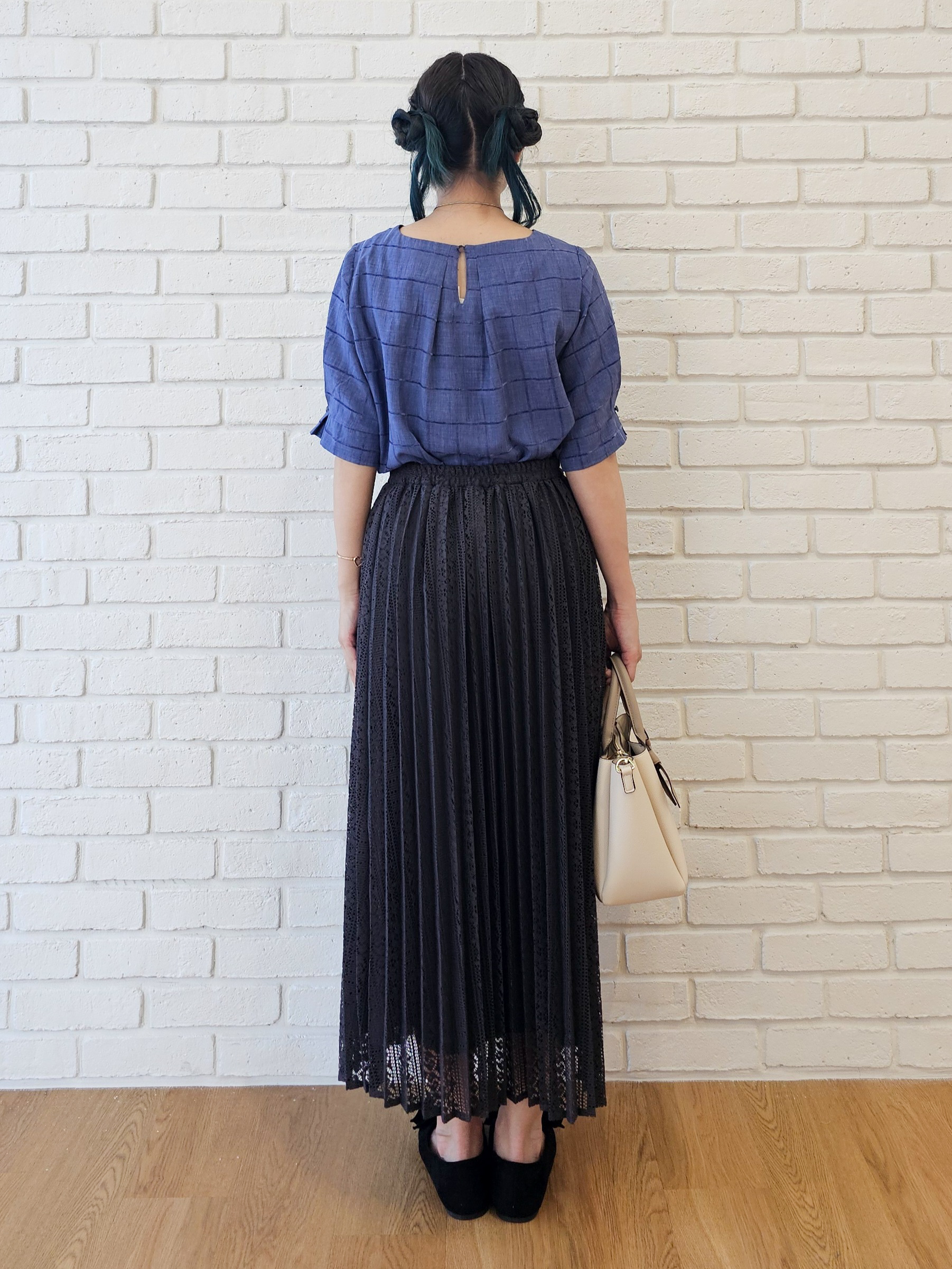 ゆゆさんの「SHOO･LA･RUE｜【セットアップ可/S-LL】モールチェックで上品に タックスリーブ ブラウス」を使ったコーディネート
