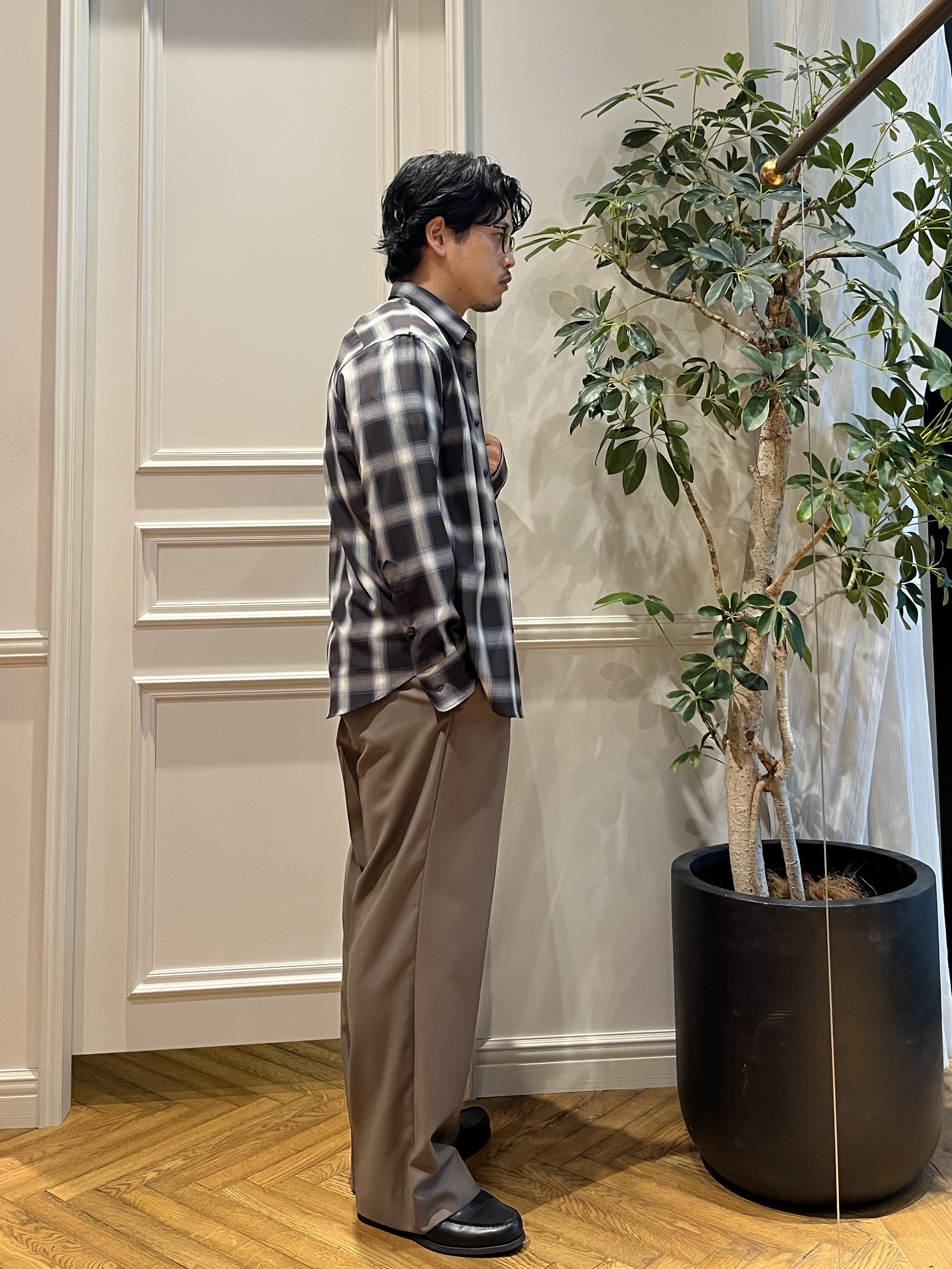 Tokuさんの「DRESSTERIOR｜【日本製】オンブレーチェックシャツ」を使ったコーディネート