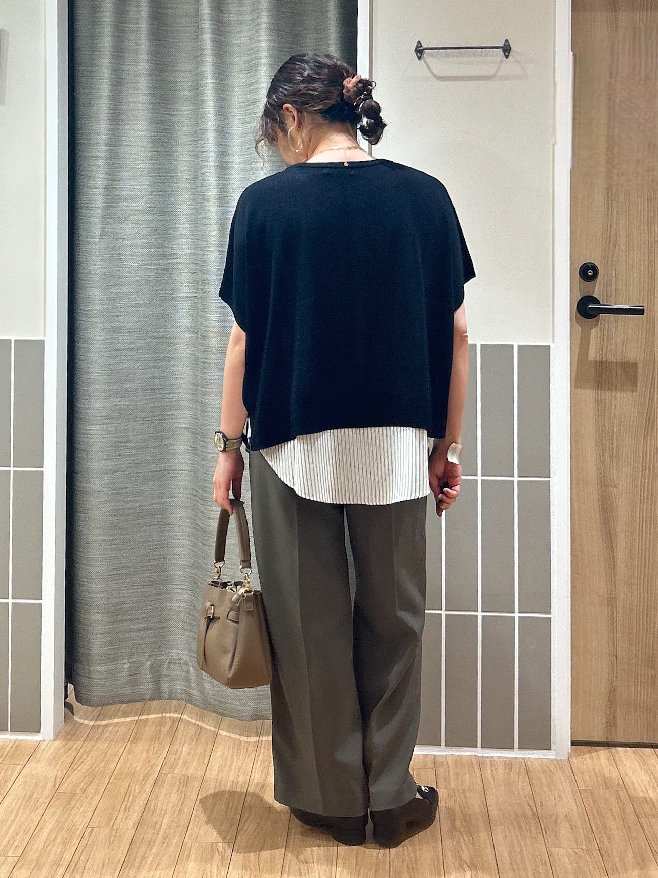よっしーさんの「grove｜【体系カバー◎】ニット&times;インナーシャツタンクSET」を使ったコーディネート