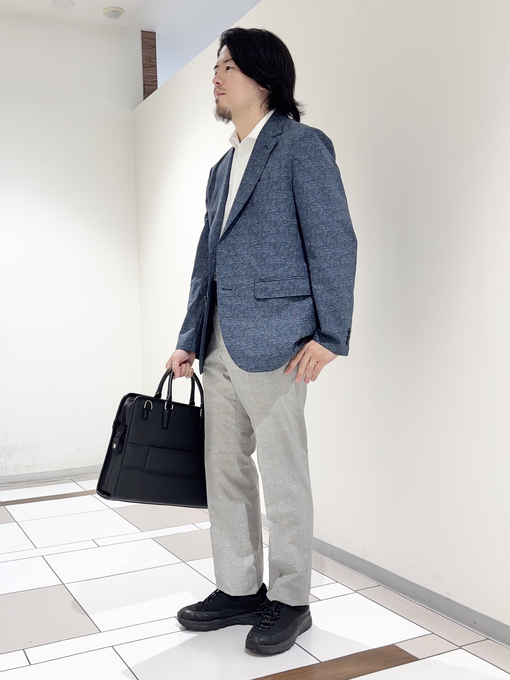 及川さんの「TAKEO KIKUCHI｜【抗菌防臭】ステイフレッシュ ポロシャツ」を使ったコーディネート