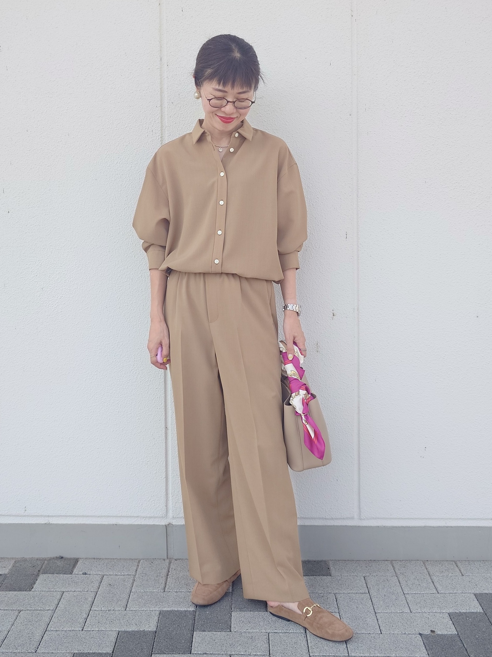 MUTSUKOさんの「UNTITLED｜【セットアップ可/UVカット/接触冷感】エアリークールドロストシャツ」を使ったコーディネート