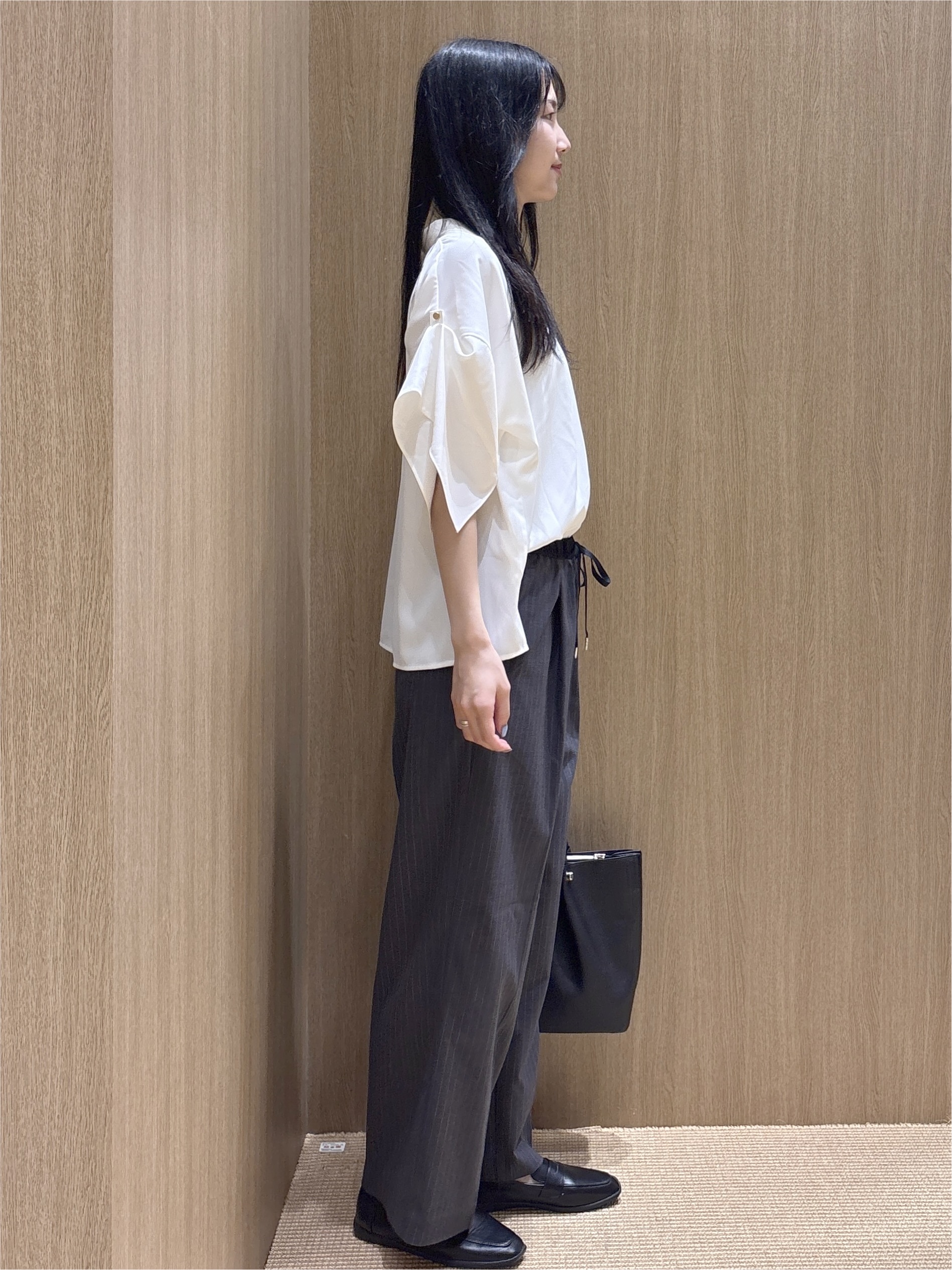 sachikoさんの「OPAQUE.CLIP｜【UV／接触冷感／吸水速乾／】タックスリーブスキッパーブラウス《洗濯機OK》」を使ったコーディネート