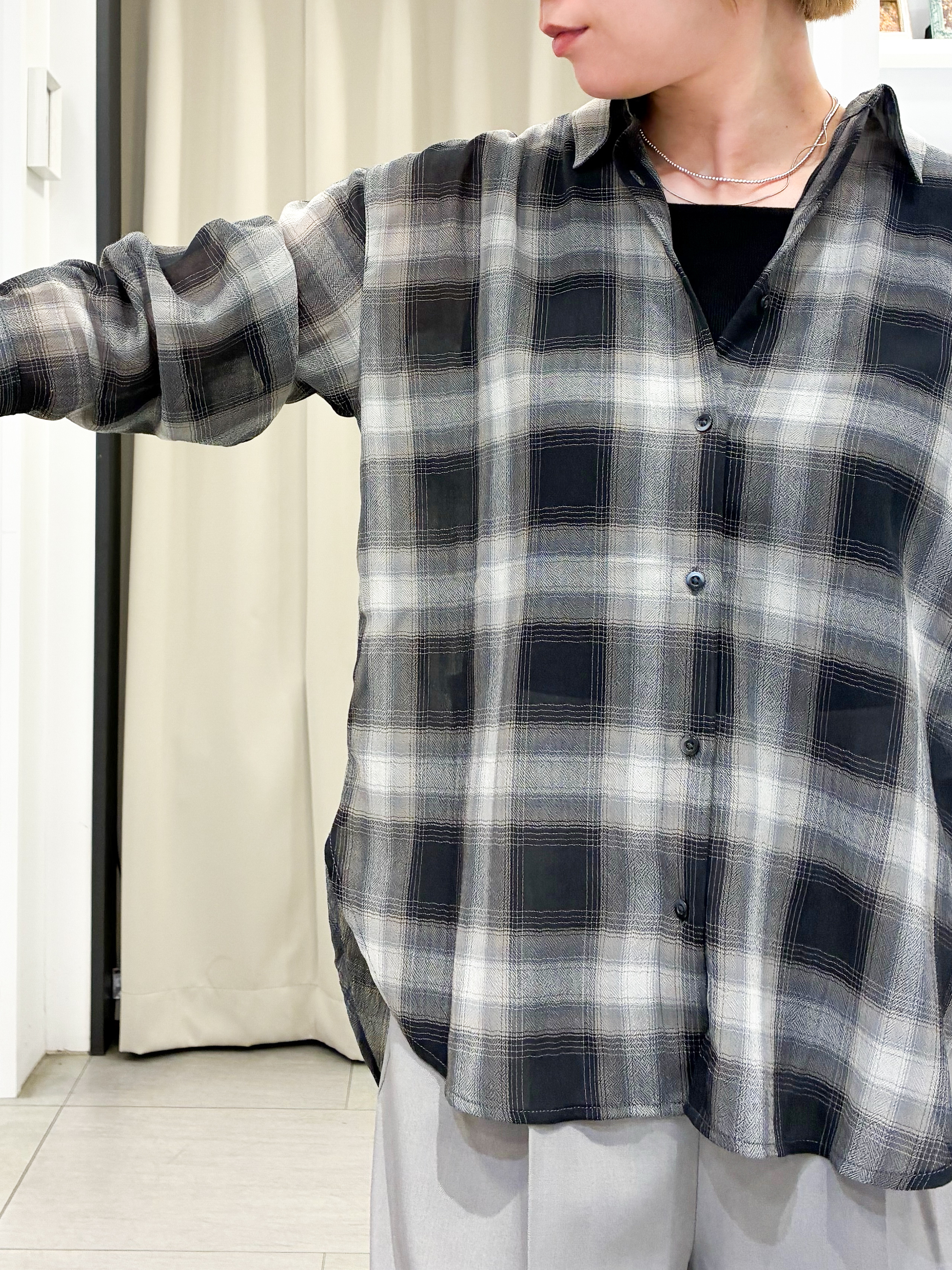 eguchiさんの「grove｜シアーオンブレチェックシャツ」を使ったコーディネート