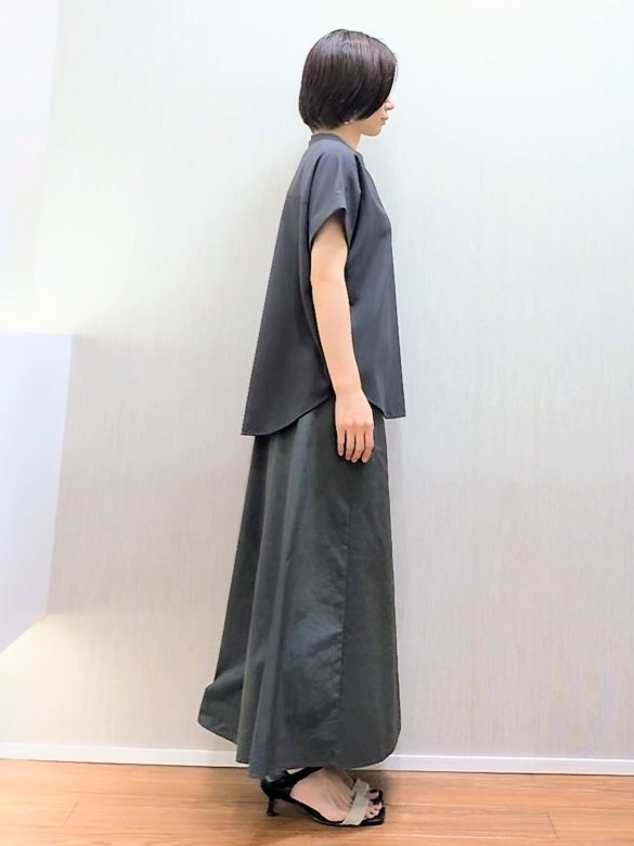 ミズタさんの「UNTITLED｜【セットアップ可/通気性/UVカット】エアリークールブラウス」を使ったコーディネート