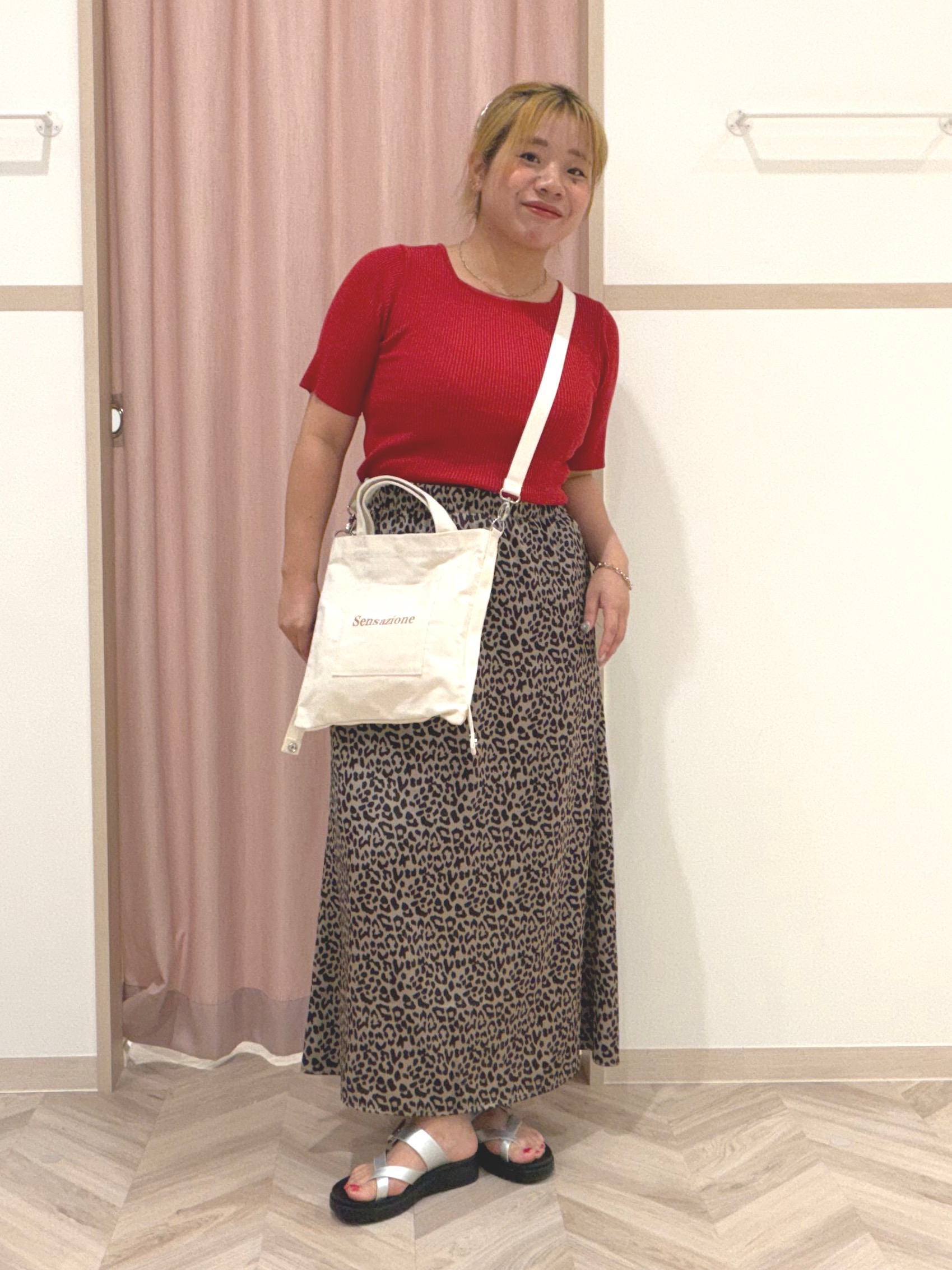 まちゃんなちゃんさんの「SHOO･LA･RUE｜【毛玉になりにくい/洗濯機可/S-LL】大人上品な 5分袖スクエアトップス」を使ったコーディネート