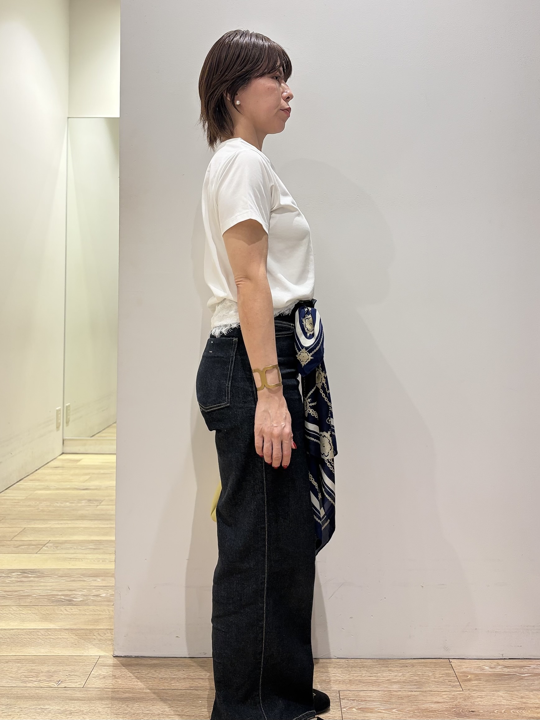 YUKOさんの「index｜【接触冷感／UVケア】裾レースロゴTシャツ《洗濯機OK／S-3L》」を使ったコーディネート