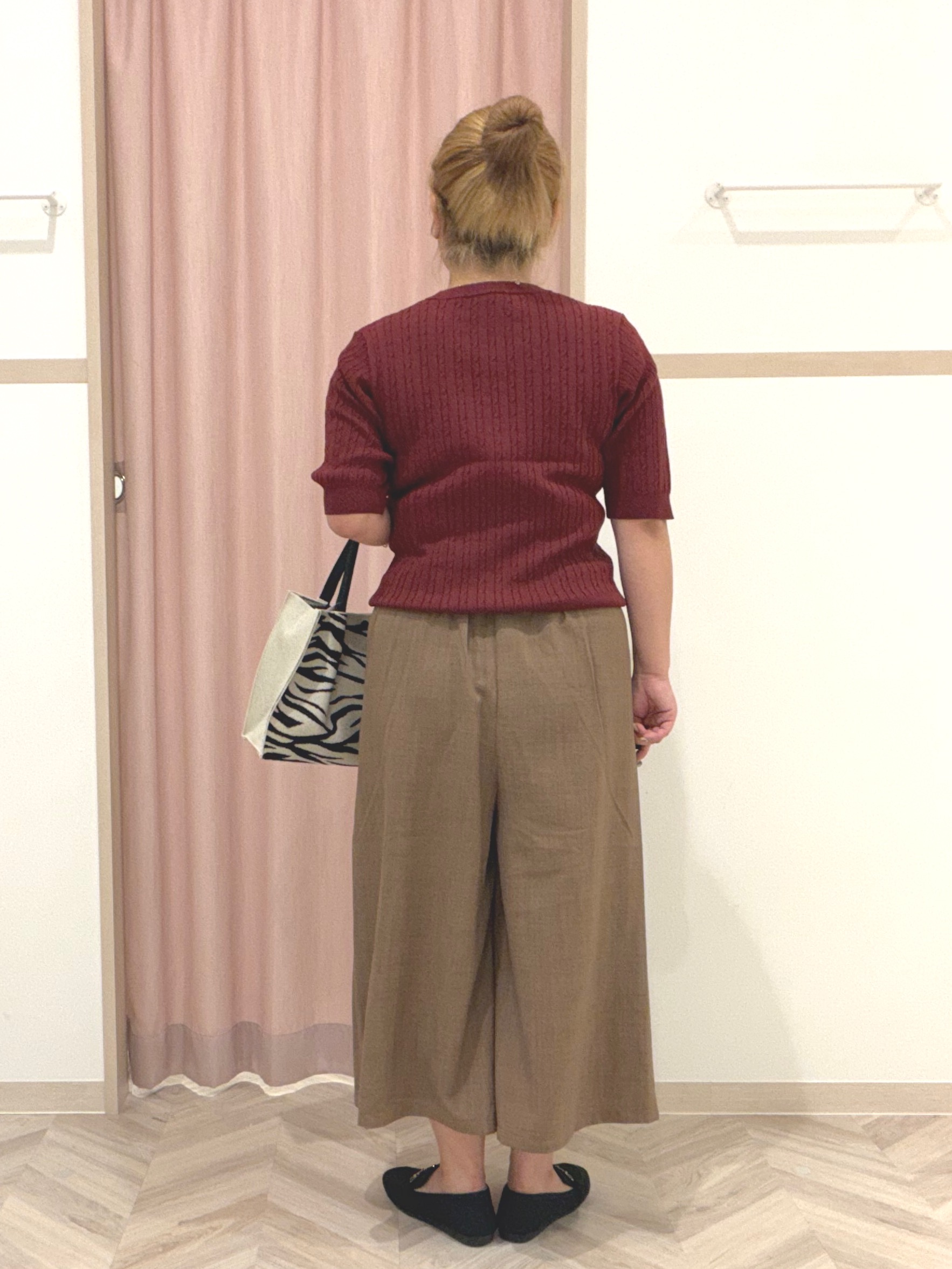 まちゃんなちゃんさんの「SHOO･LA･RUE｜【洗濯機可/S-LL】上品見え ミニケーブルニット」を使ったコーディネート