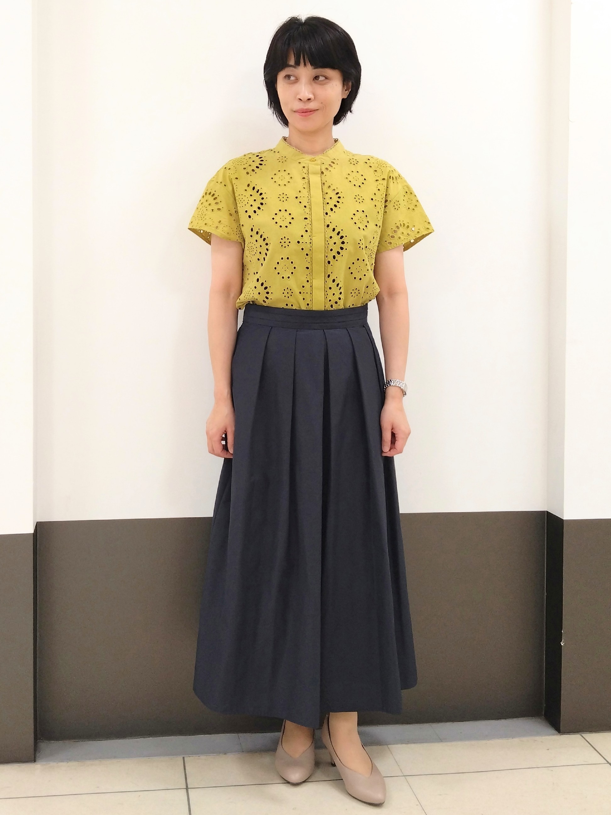 GMさんの「Reflect｜【通勤◎】カットワーク刺繍レース シャツブラウス」を使ったコーディネート