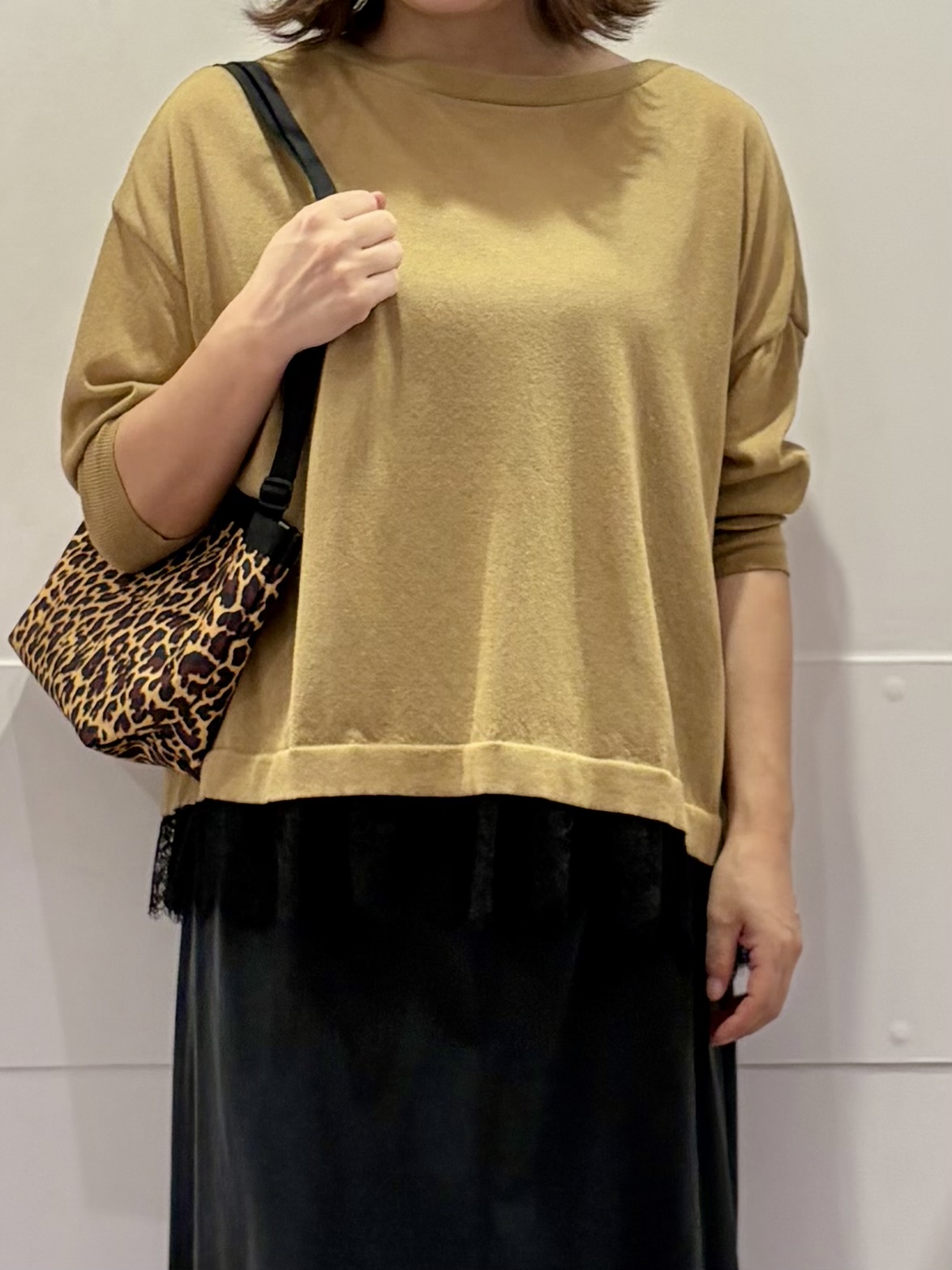 TOKOさんの「UNTITLED｜レースドッキングニットプルオーバー」を使ったコーディネート
