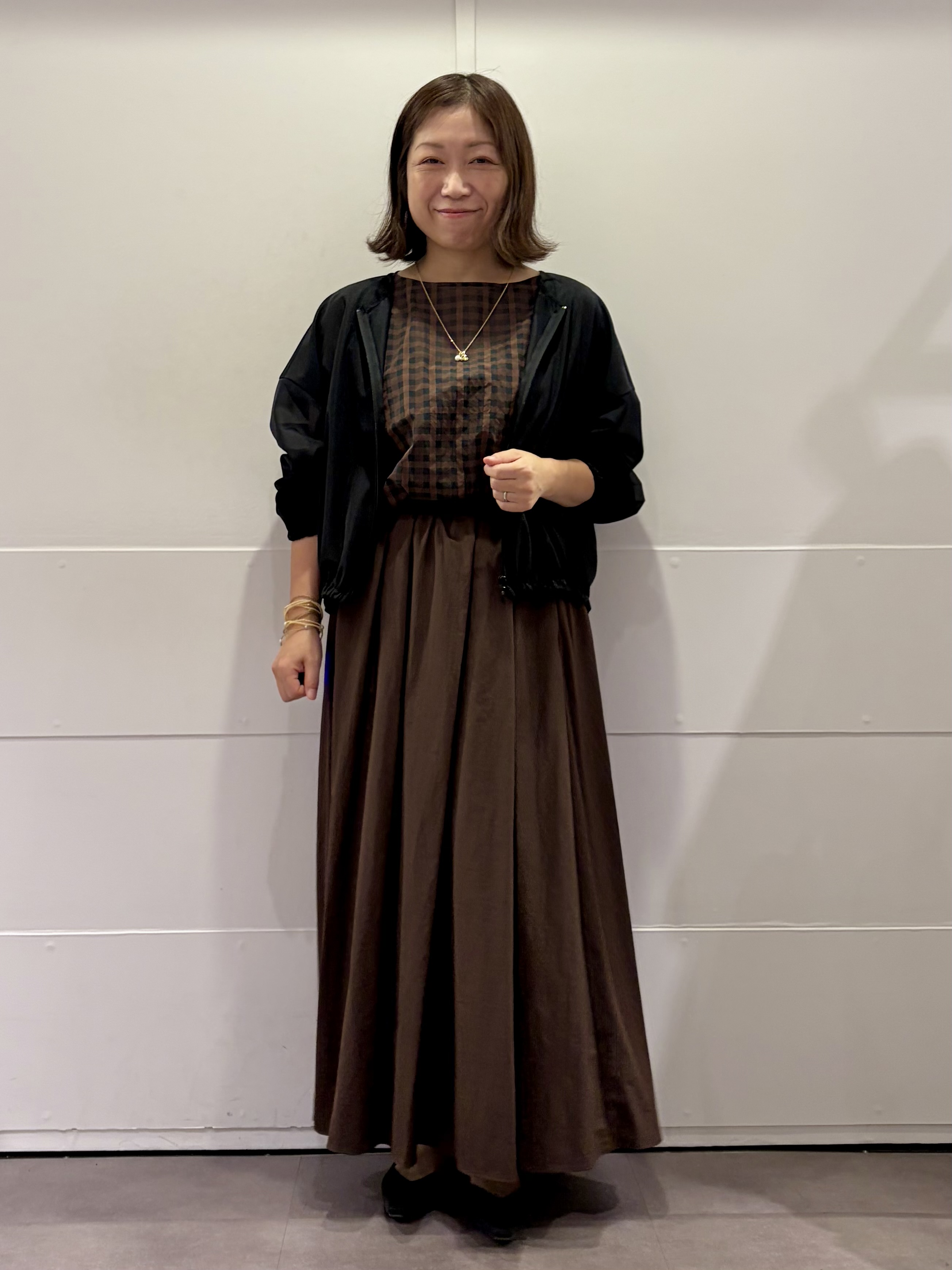 TOKOさんの「UNTITLED｜シアーチェックブラウス」を使ったコーディネート